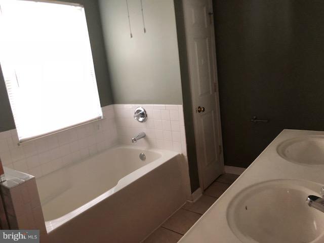 ASBURY WOODS - Residential Lease