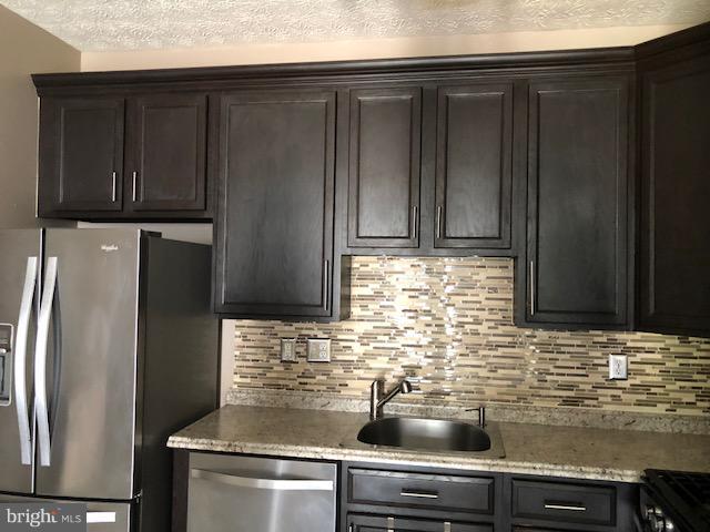 ASBURY WOODS - Residential Lease