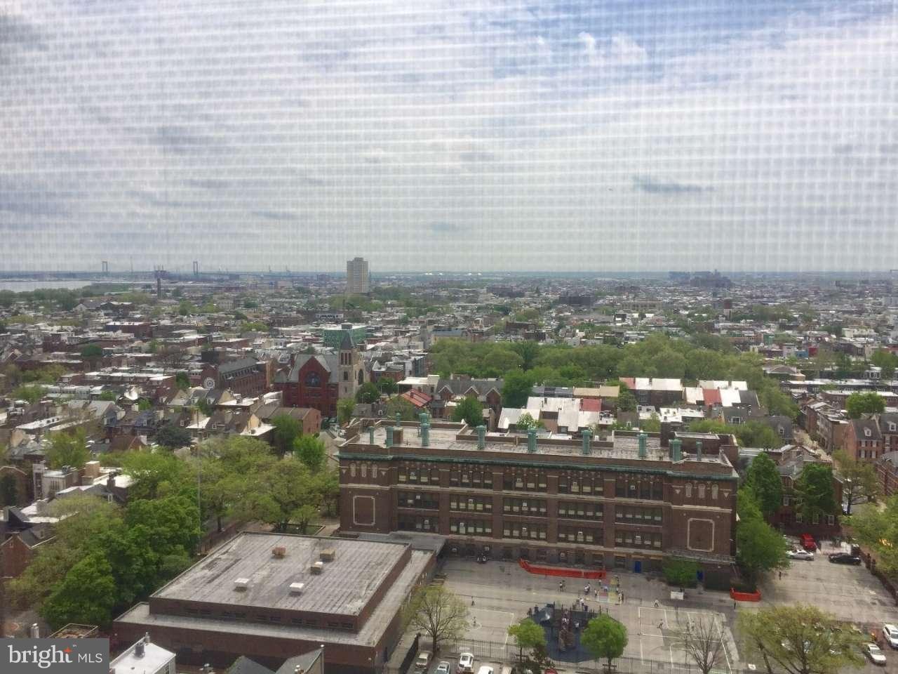 WASHINGTON SQ - Residential Lease