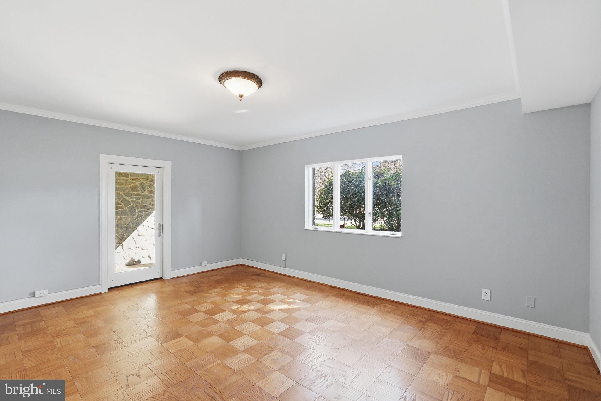 BURNING TREE ESTATES - Residential