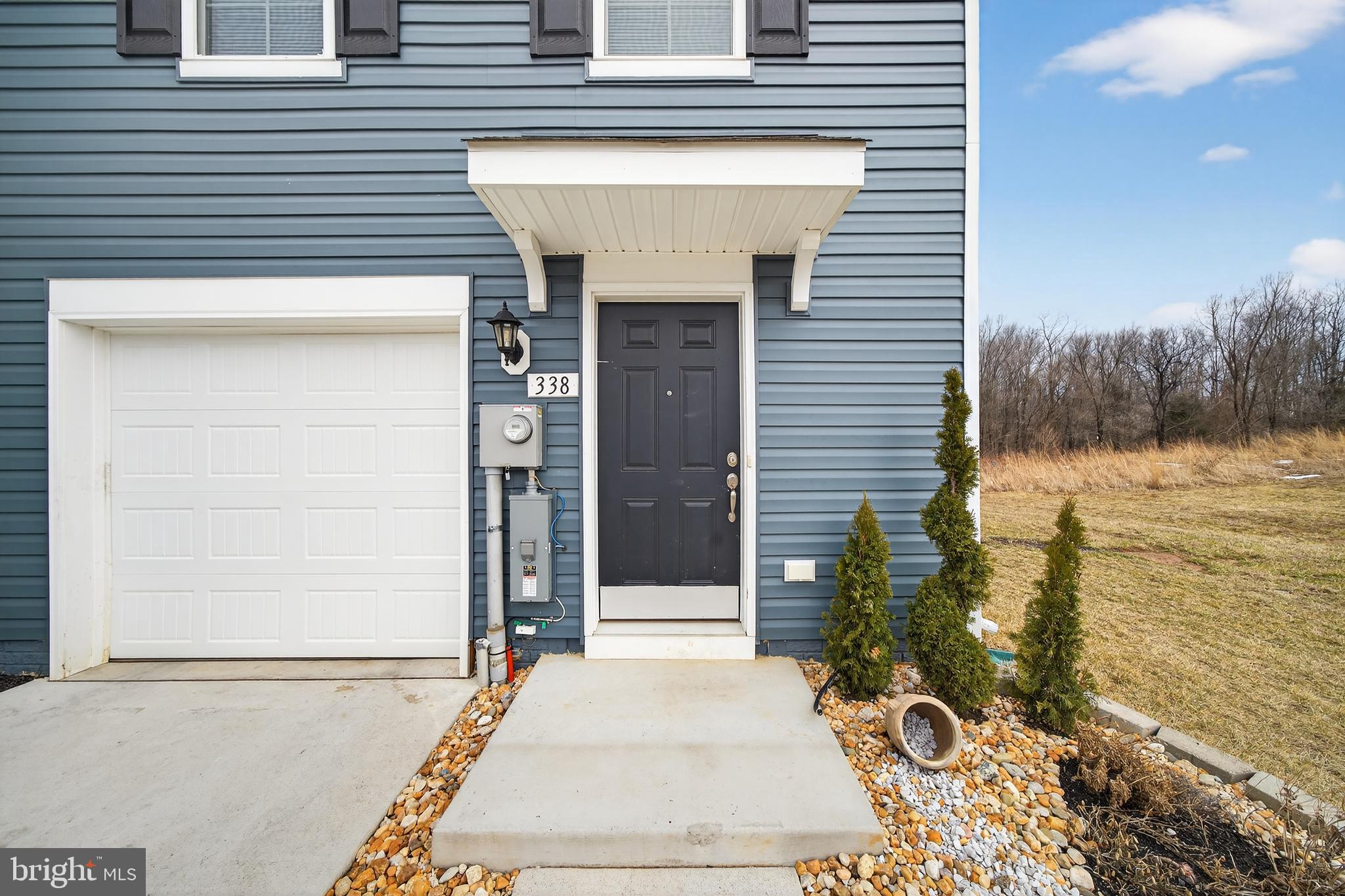 ARCHERS ROCK - Residential Lease