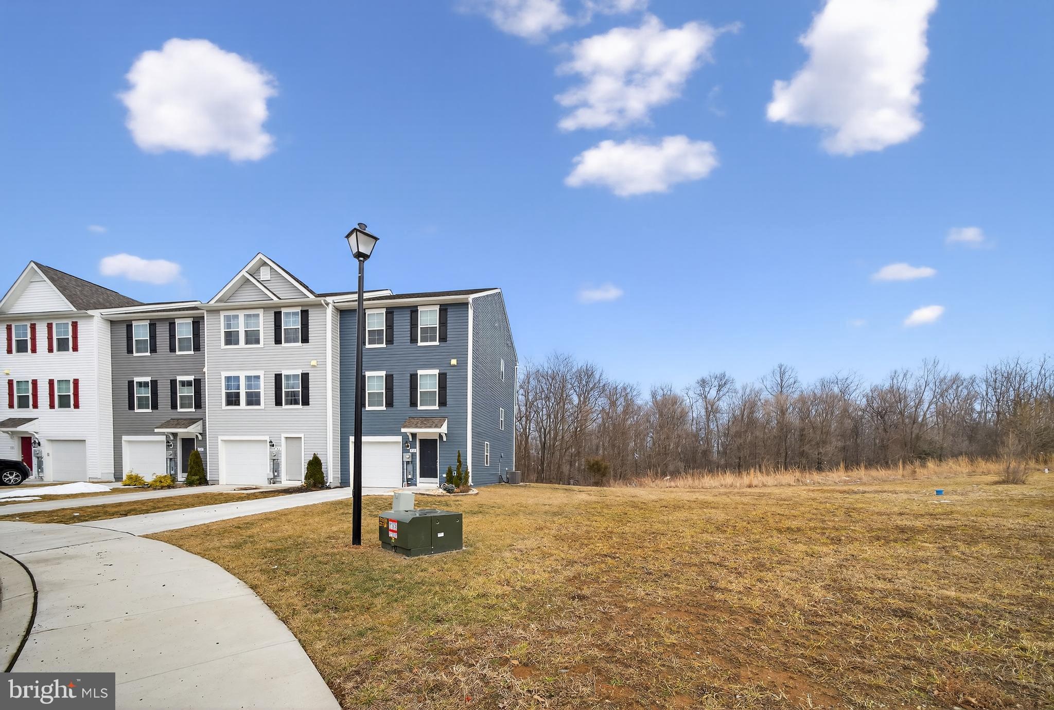 ARCHERS ROCK - Residential Lease