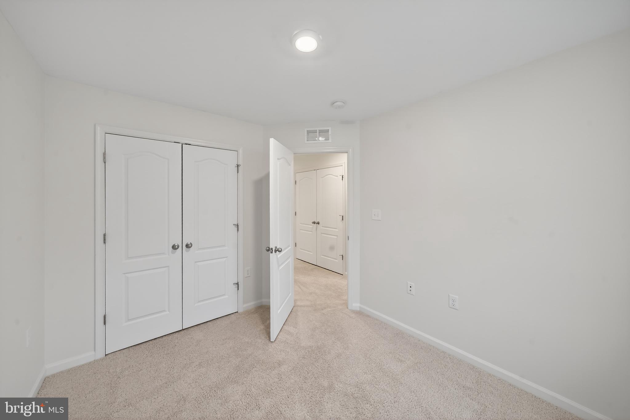 ARCHERS ROCK - Residential Lease