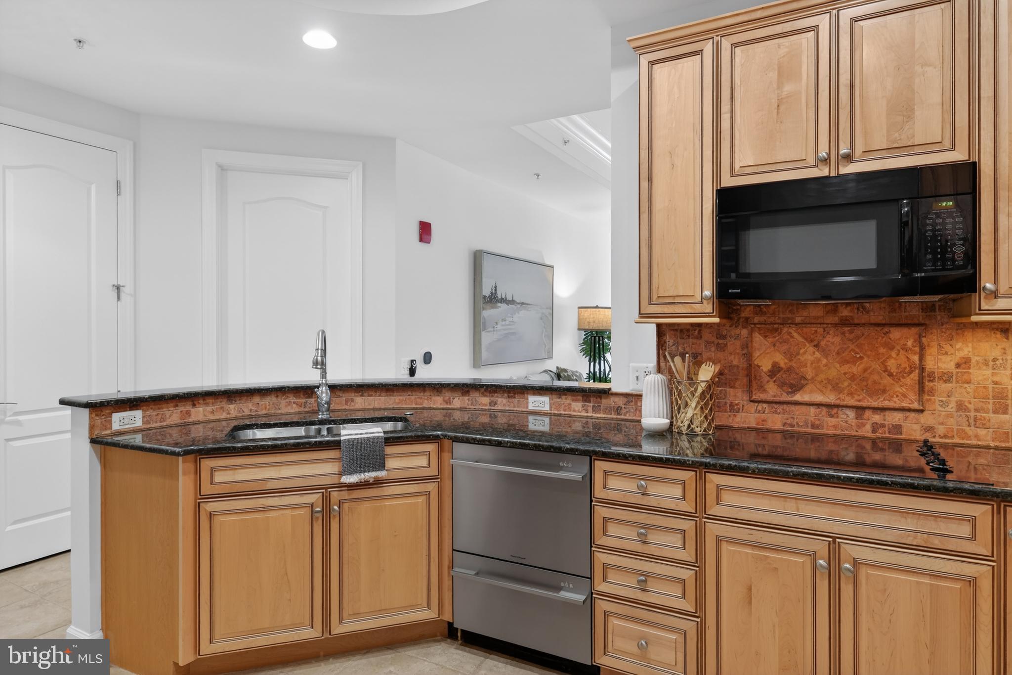 GRANDVIEW AT ANNAPOLIS TOWNE CENTRE - Residential