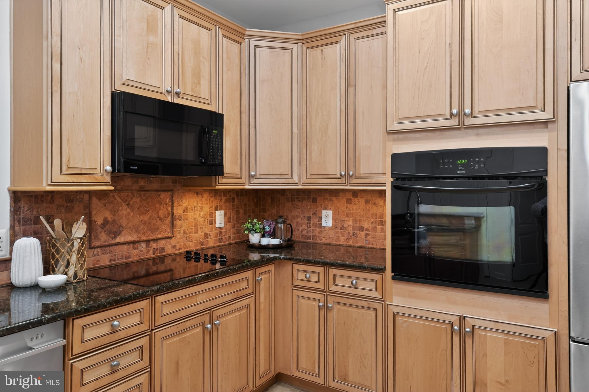 GRANDVIEW AT ANNAPOLIS TOWNE CENTRE - Residential