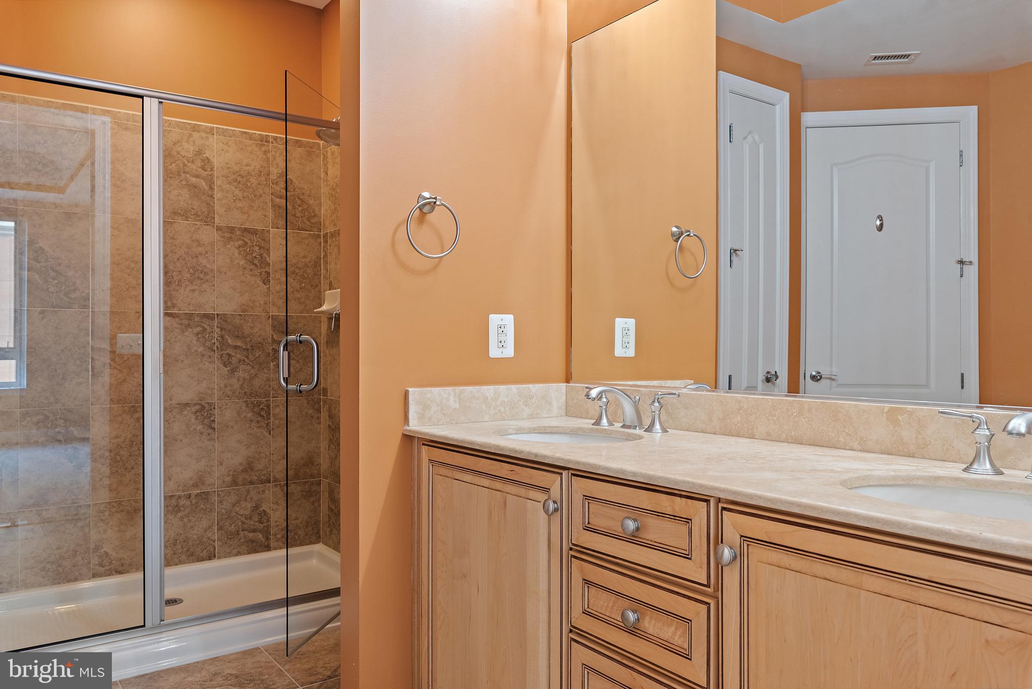 GRANDVIEW AT ANNAPOLIS TOWNE CENTRE - Residential