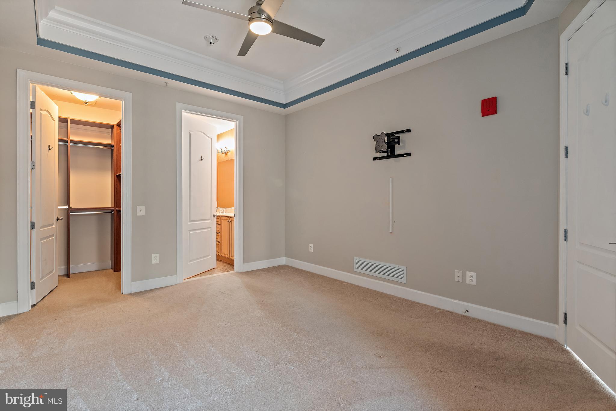 GRANDVIEW AT ANNAPOLIS TOWNE CENTRE - Residential