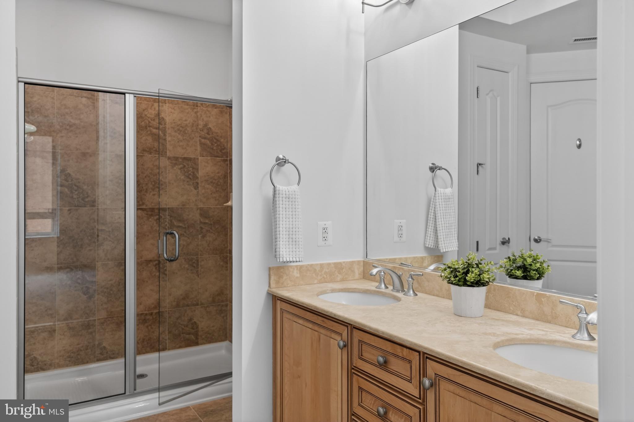 GRANDVIEW AT ANNAPOLIS TOWNE CENTRE - Residential