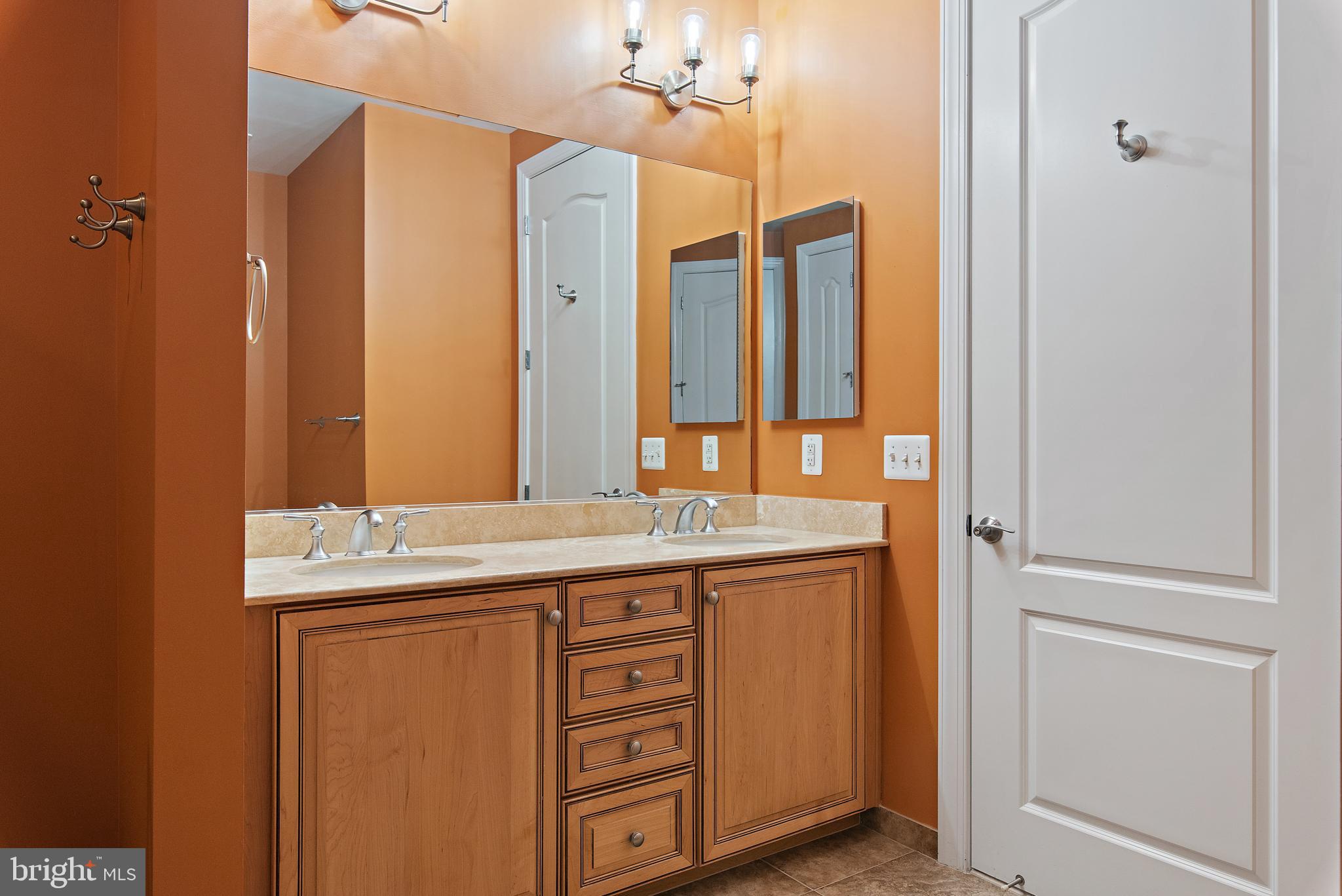 GRANDVIEW AT ANNAPOLIS TOWNE CENTRE - Residential