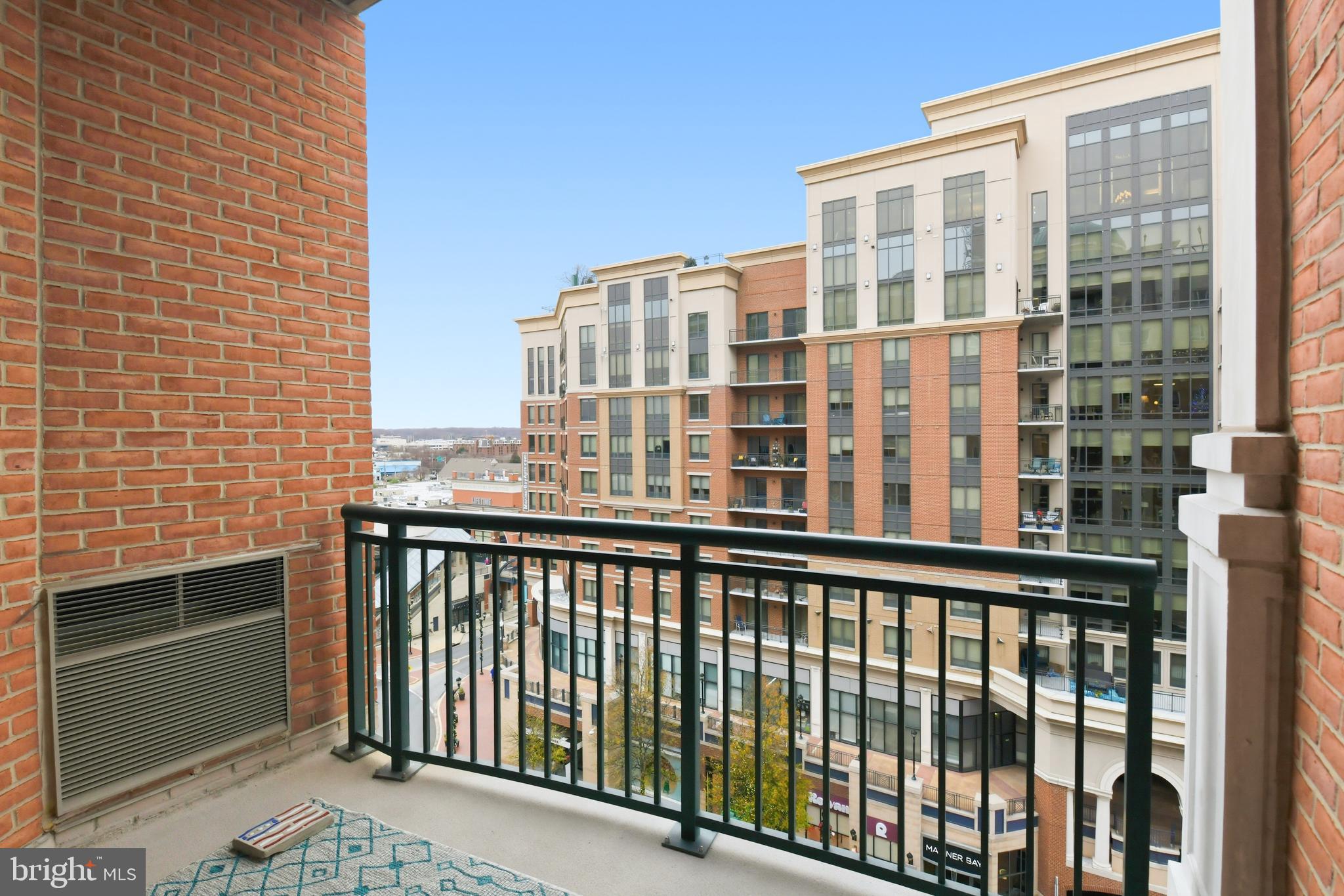 GRANDVIEW AT ANNAPOLIS TOWNE CENTRE - Residential