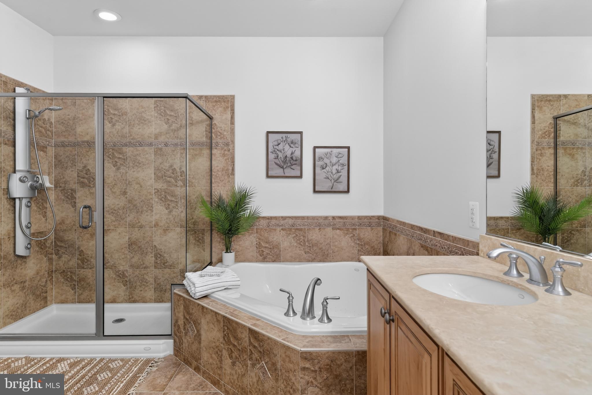 GRANDVIEW AT ANNAPOLIS TOWNE CENTRE - Residential