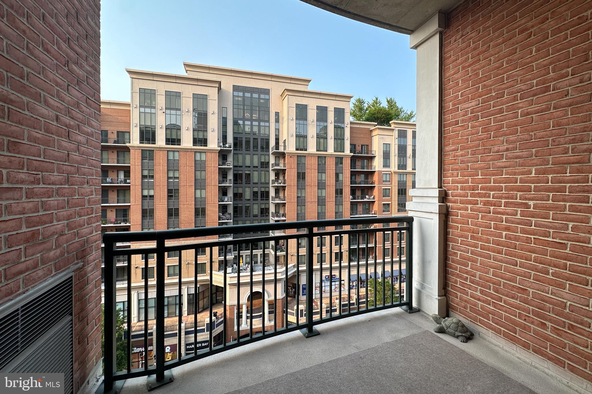 GRANDVIEW AT ANNAPOLIS TOWNE CENTRE - Residential