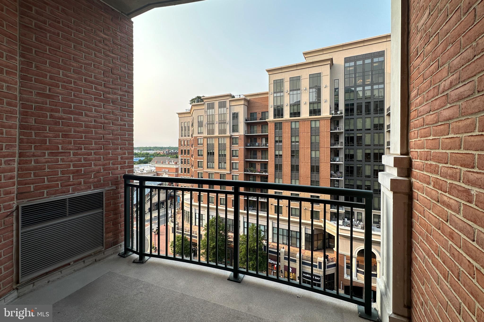 GRANDVIEW AT ANNAPOLIS TOWNE CENTRE - Residential