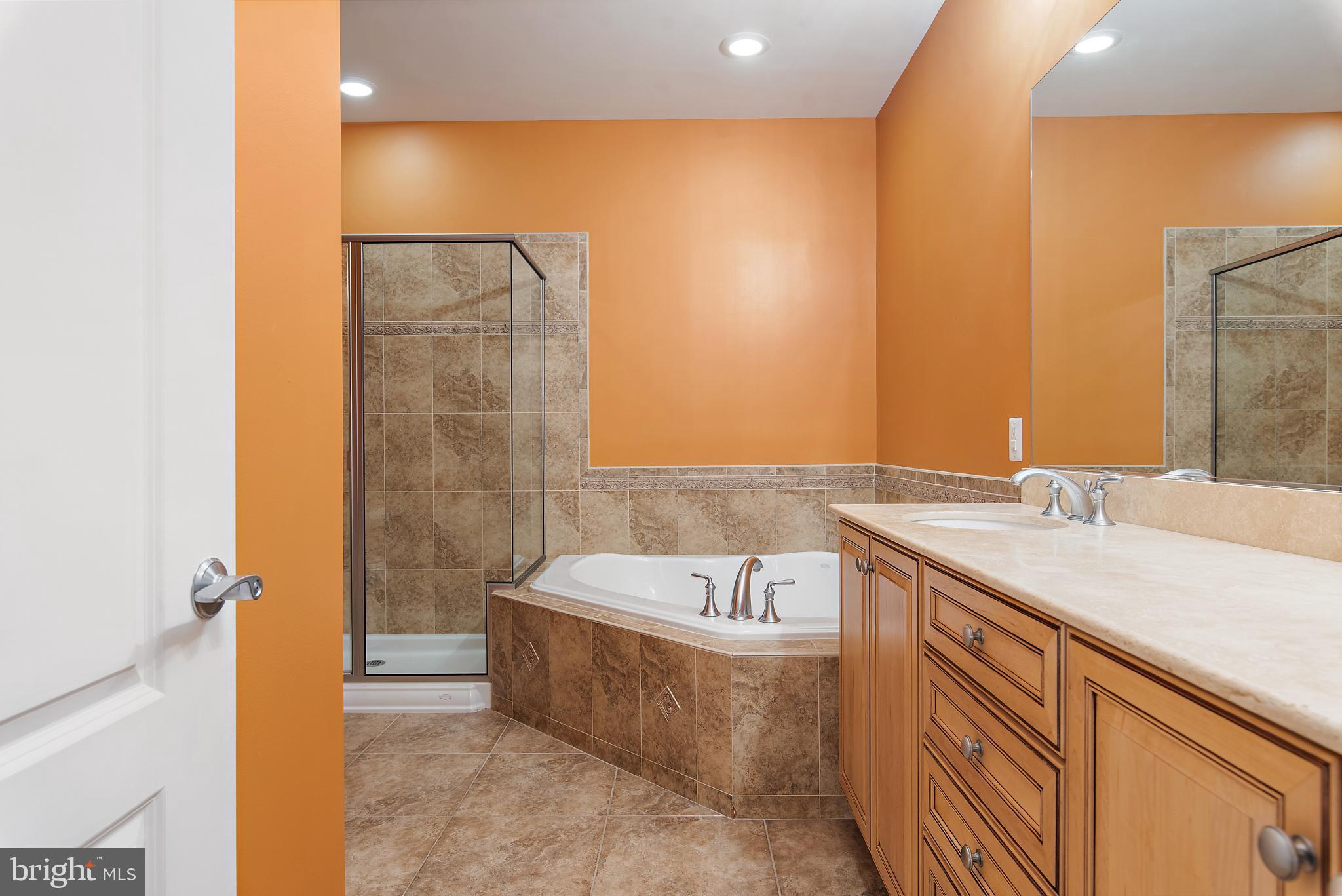 GRANDVIEW AT ANNAPOLIS TOWNE CENTRE - Residential