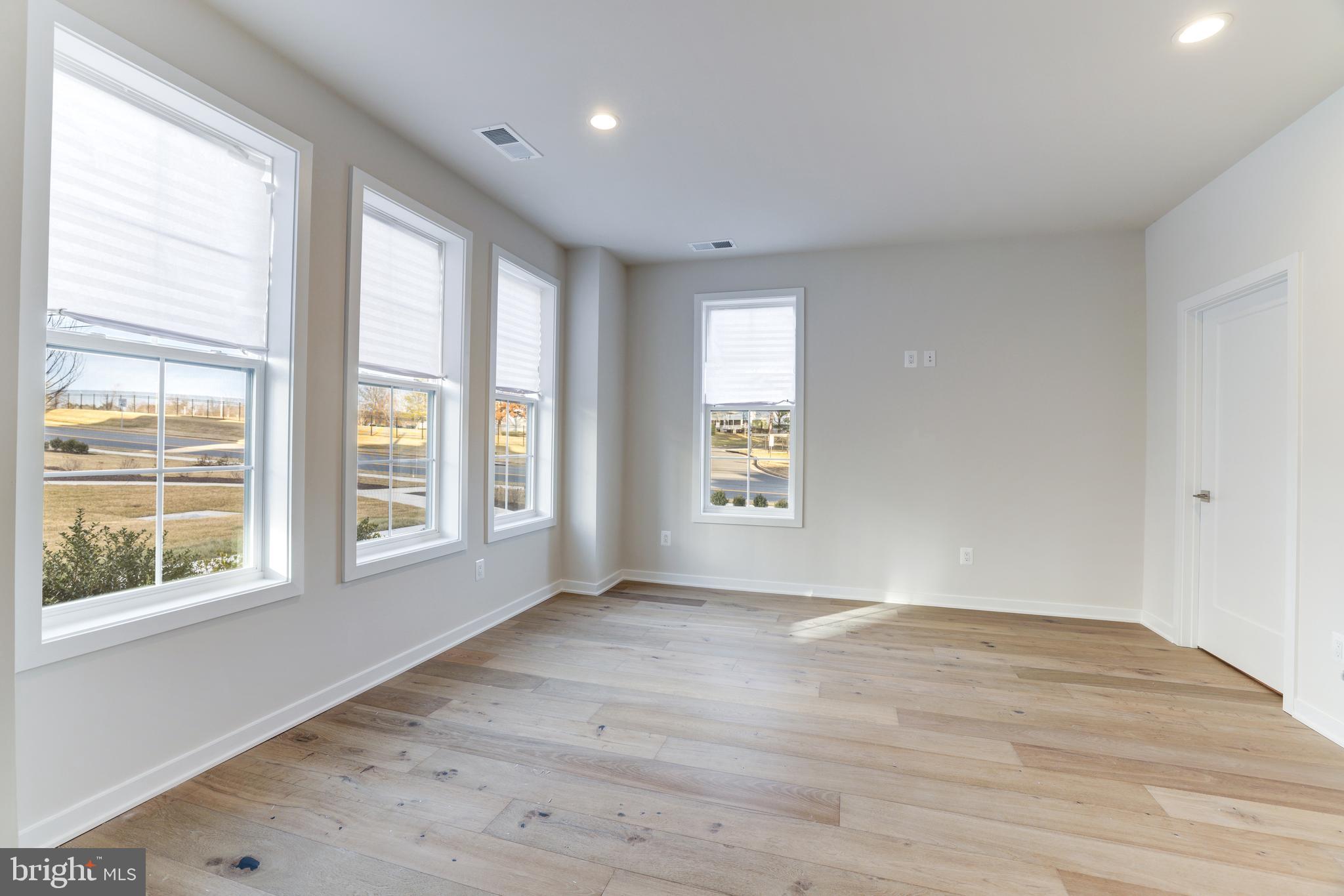 REGENCY AT BELMONT - Residential Lease