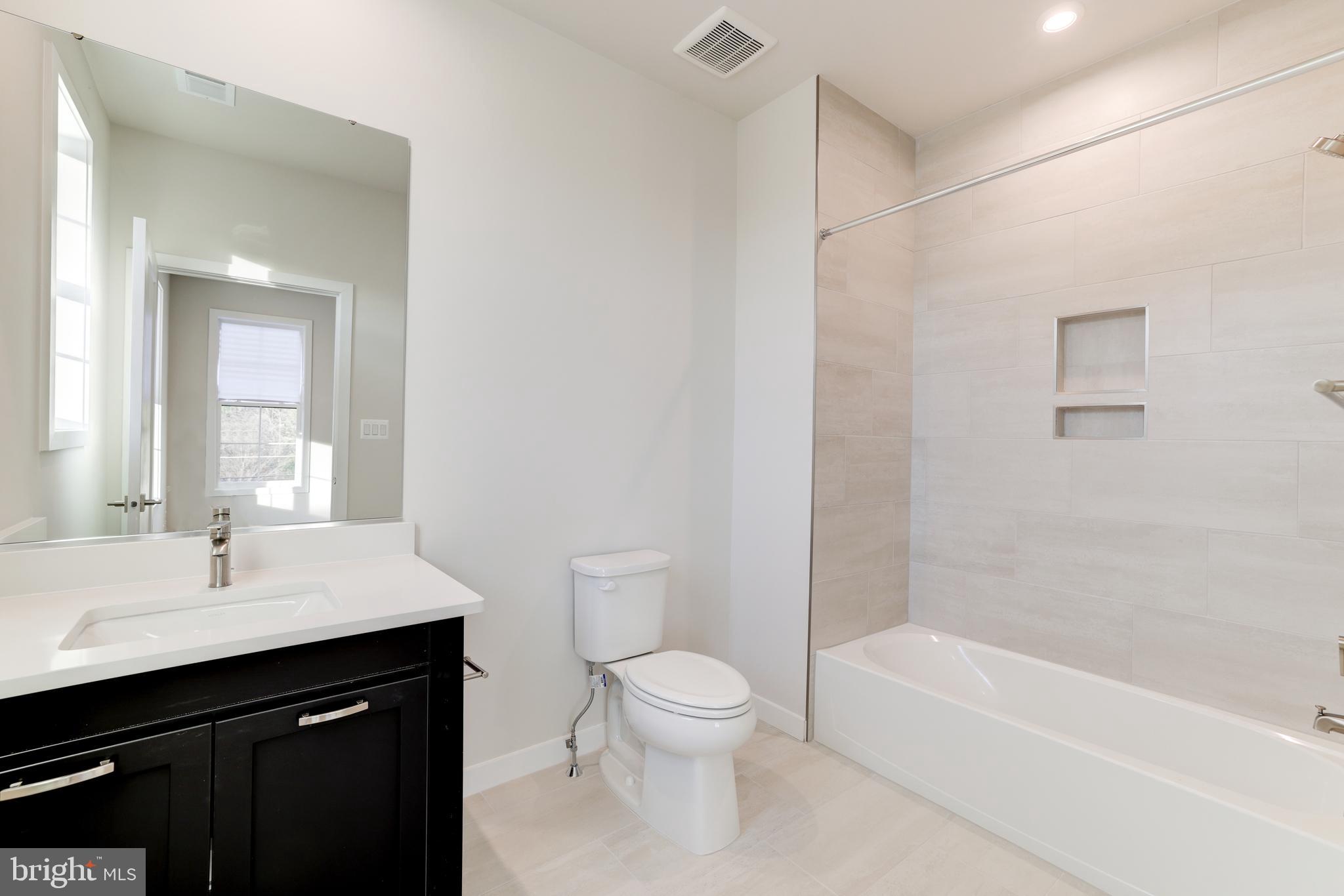 REGENCY AT BELMONT - Residential Lease