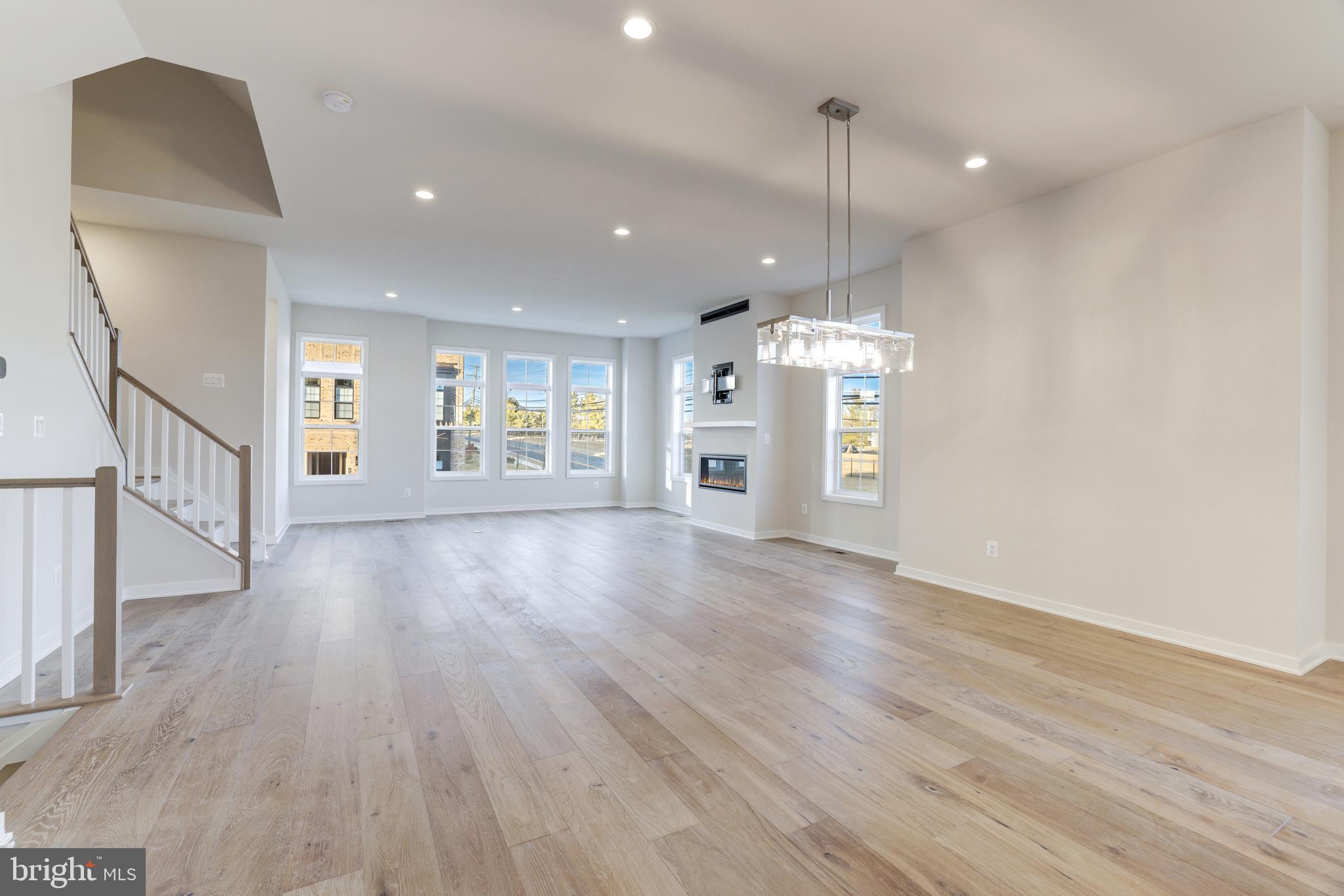 REGENCY AT BELMONT - Residential Lease