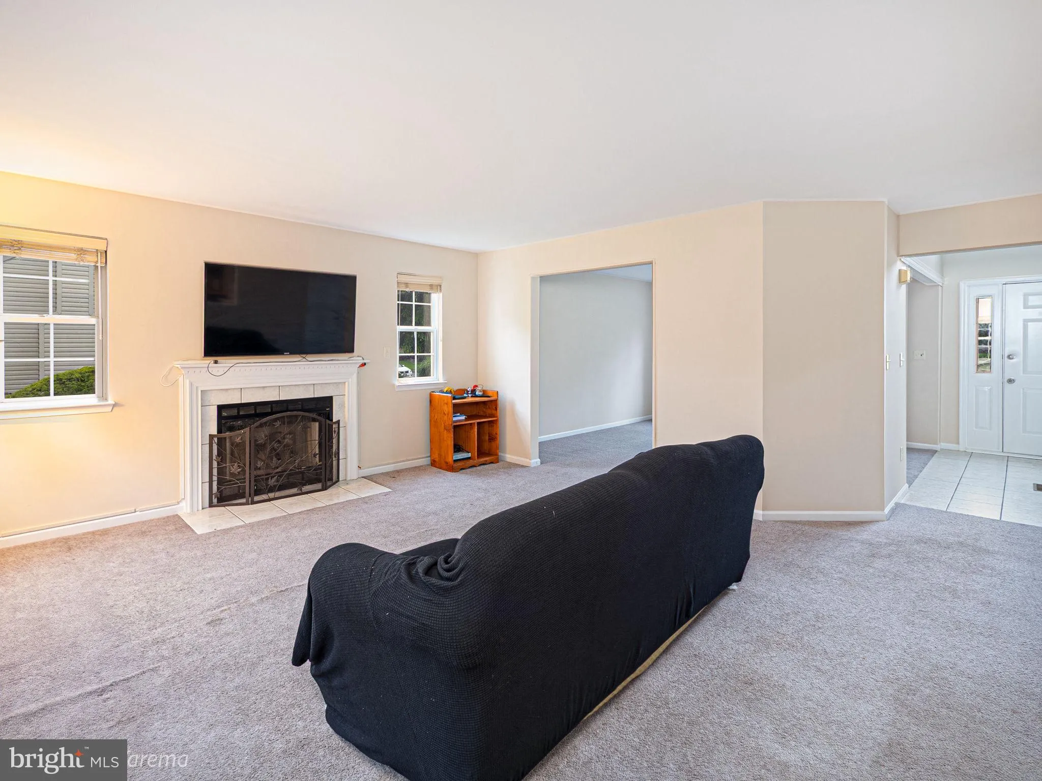 Easton, Pennsylvania 18040, United States, 4 Bedrooms Bedrooms, ,3 BathroomsBathrooms,Residential,Active,149032