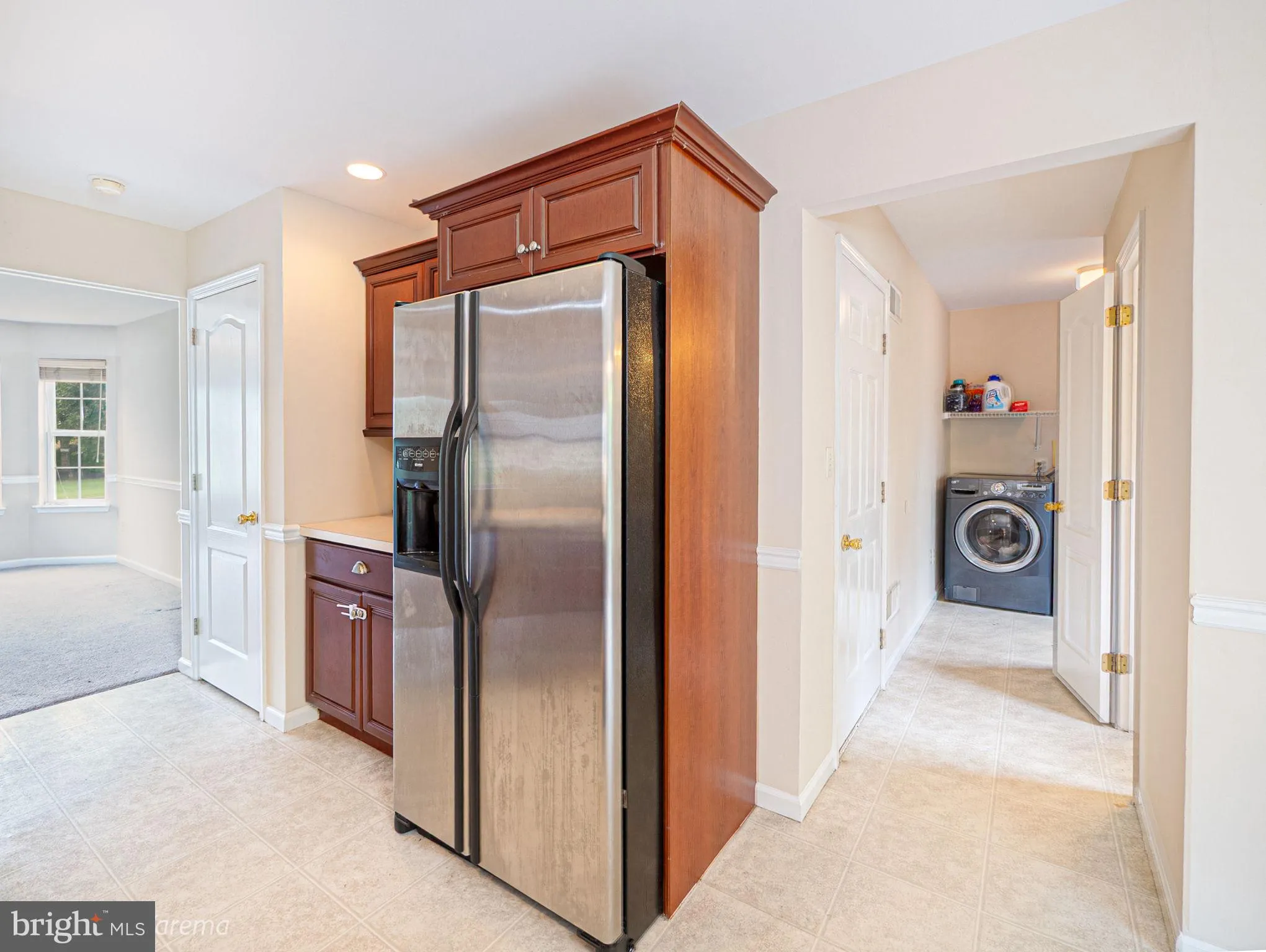 Easton, Pennsylvania 18040, United States, 4 Bedrooms Bedrooms, ,3 BathroomsBathrooms,Residential,Active,149032