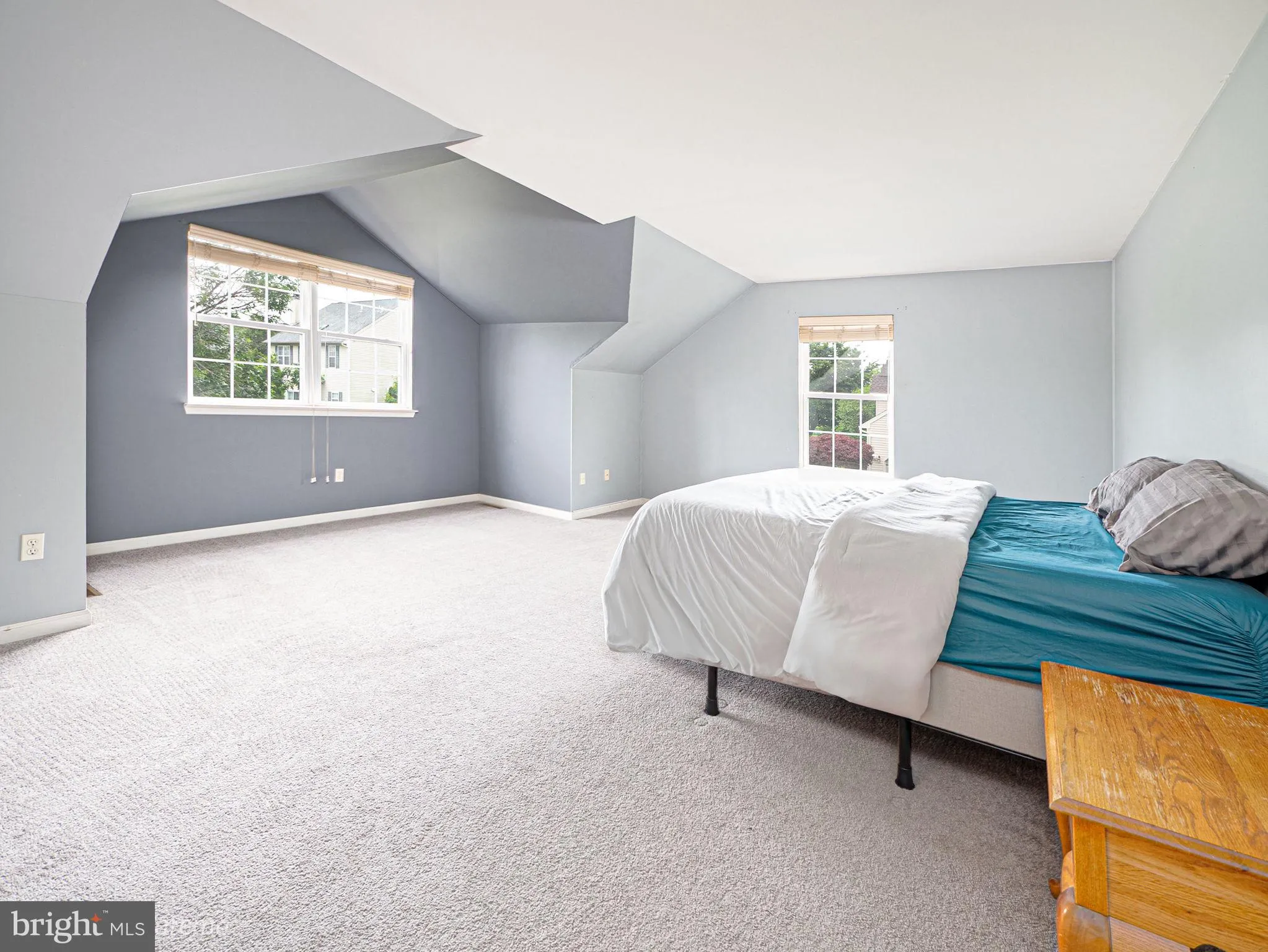 Easton, Pennsylvania 18040, United States, 4 Bedrooms Bedrooms, ,3 BathroomsBathrooms,Residential,Active,149032