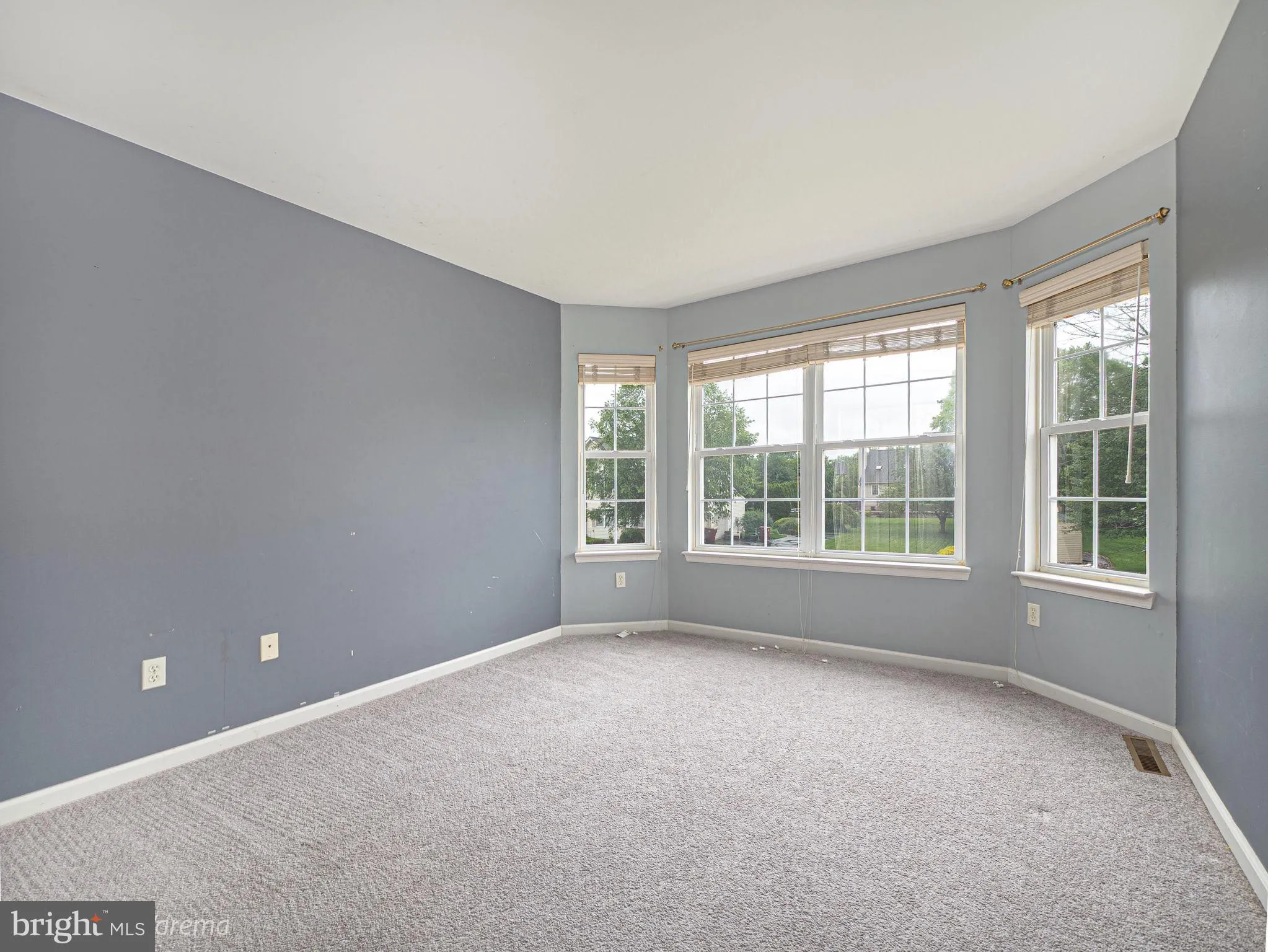 Easton, Pennsylvania 18040, United States, 4 Bedrooms Bedrooms, ,3 BathroomsBathrooms,Residential,Active,149032