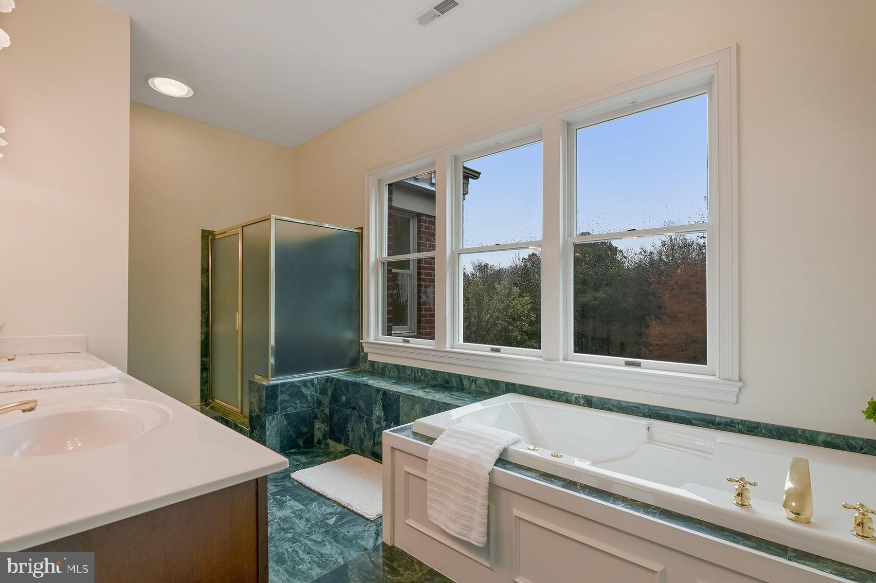 FISHING CREEK FARM - Residential