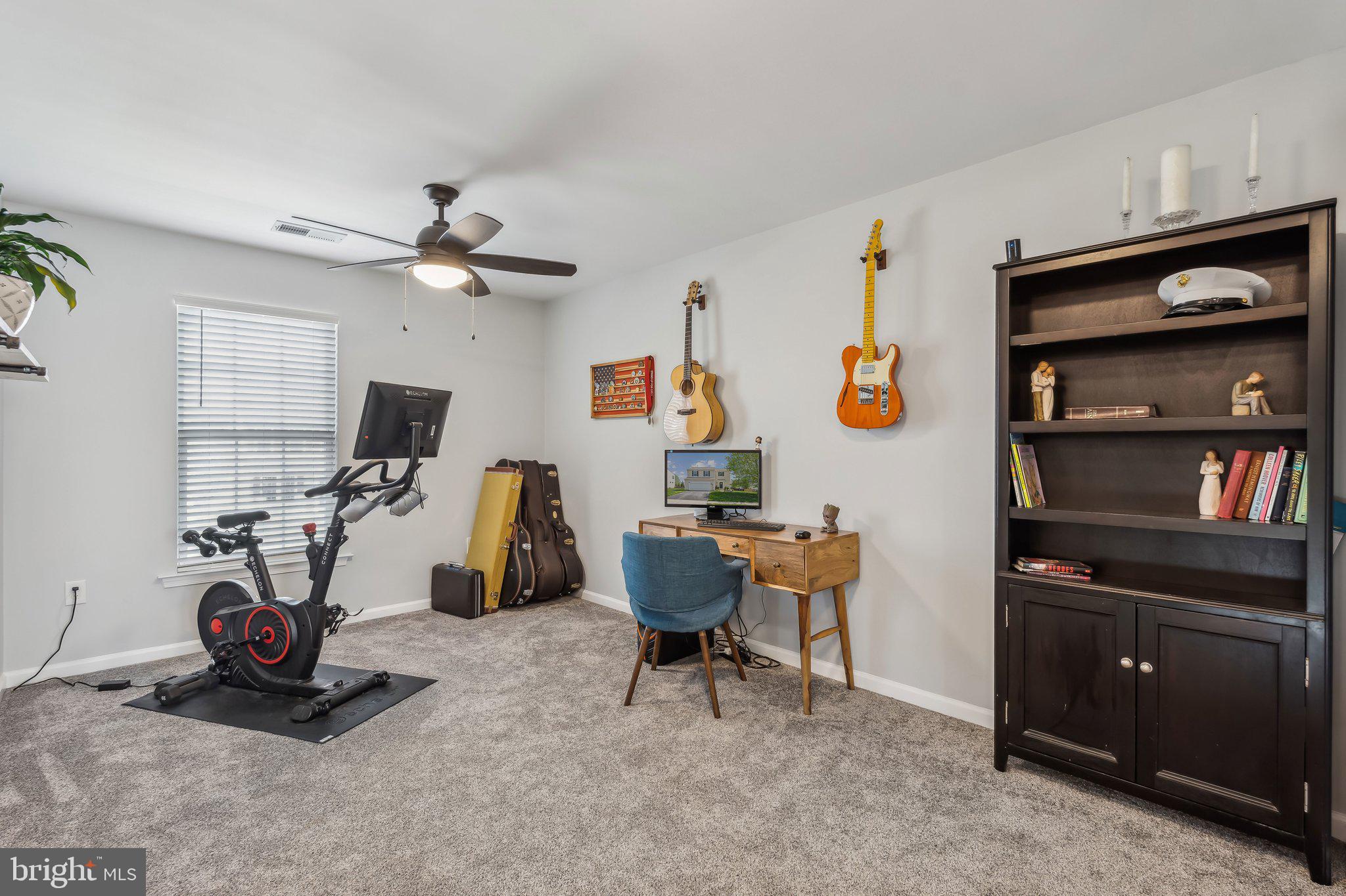 STAFFORD LAKES VILLAGE - Residential