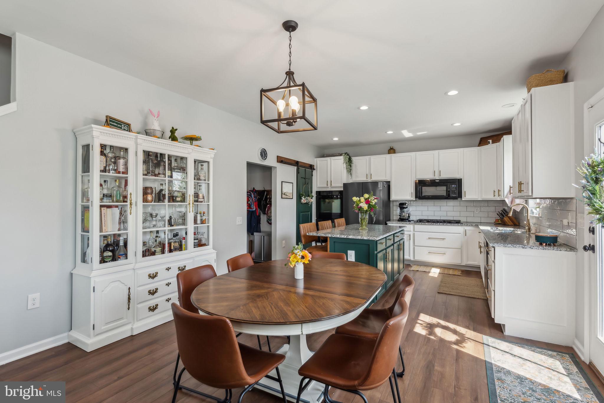 STAFFORD LAKES VILLAGE - Residential