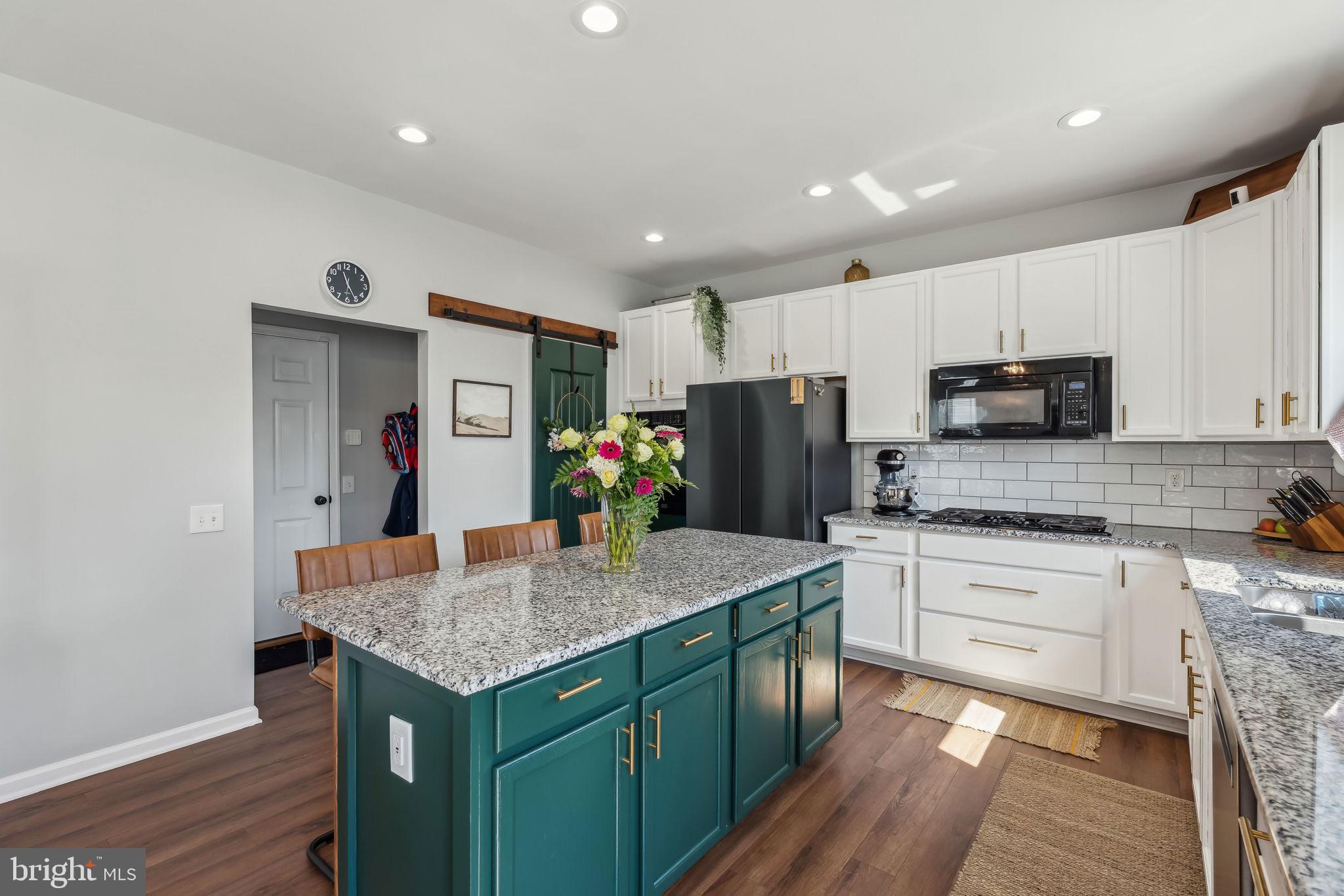 STAFFORD LAKES VILLAGE - Residential