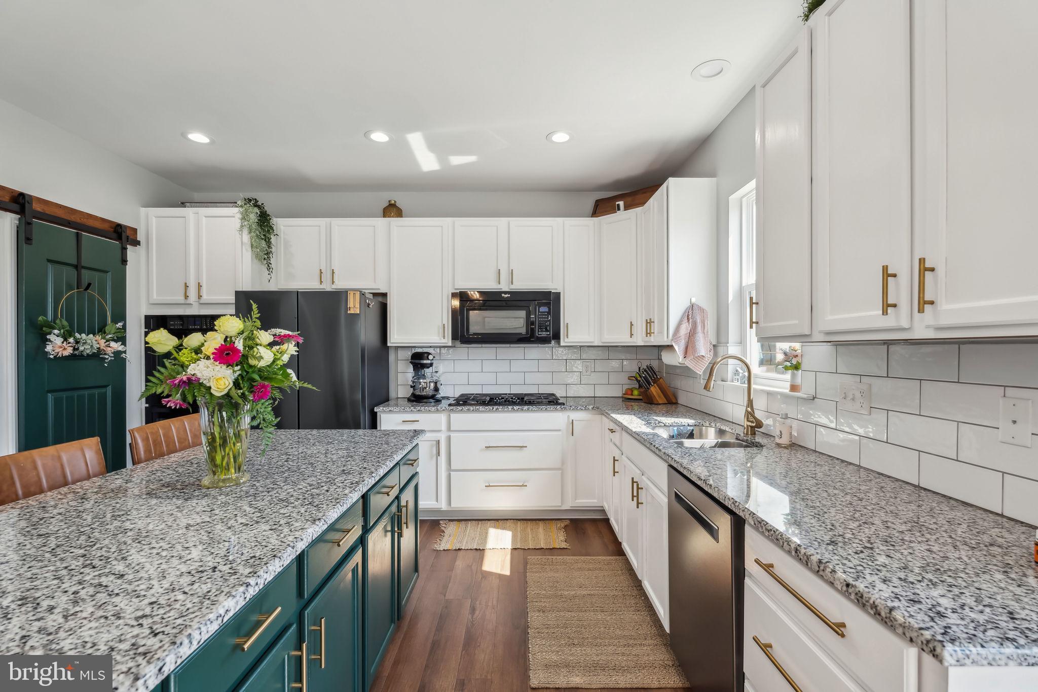 STAFFORD LAKES VILLAGE - Residential