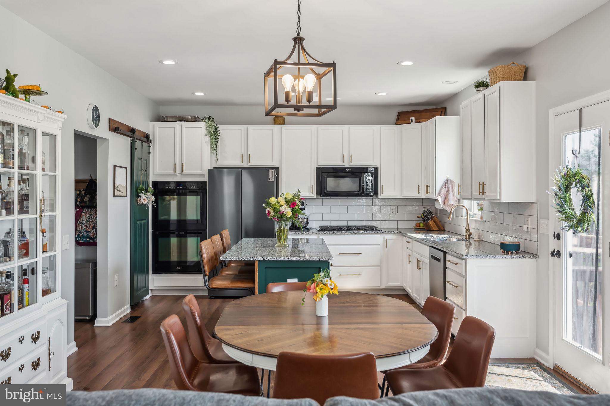 STAFFORD LAKES VILLAGE - Residential