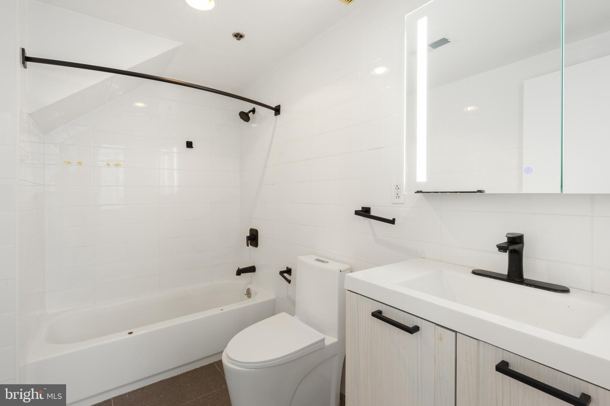 NORTHERN LIBERTIES - Residential Lease