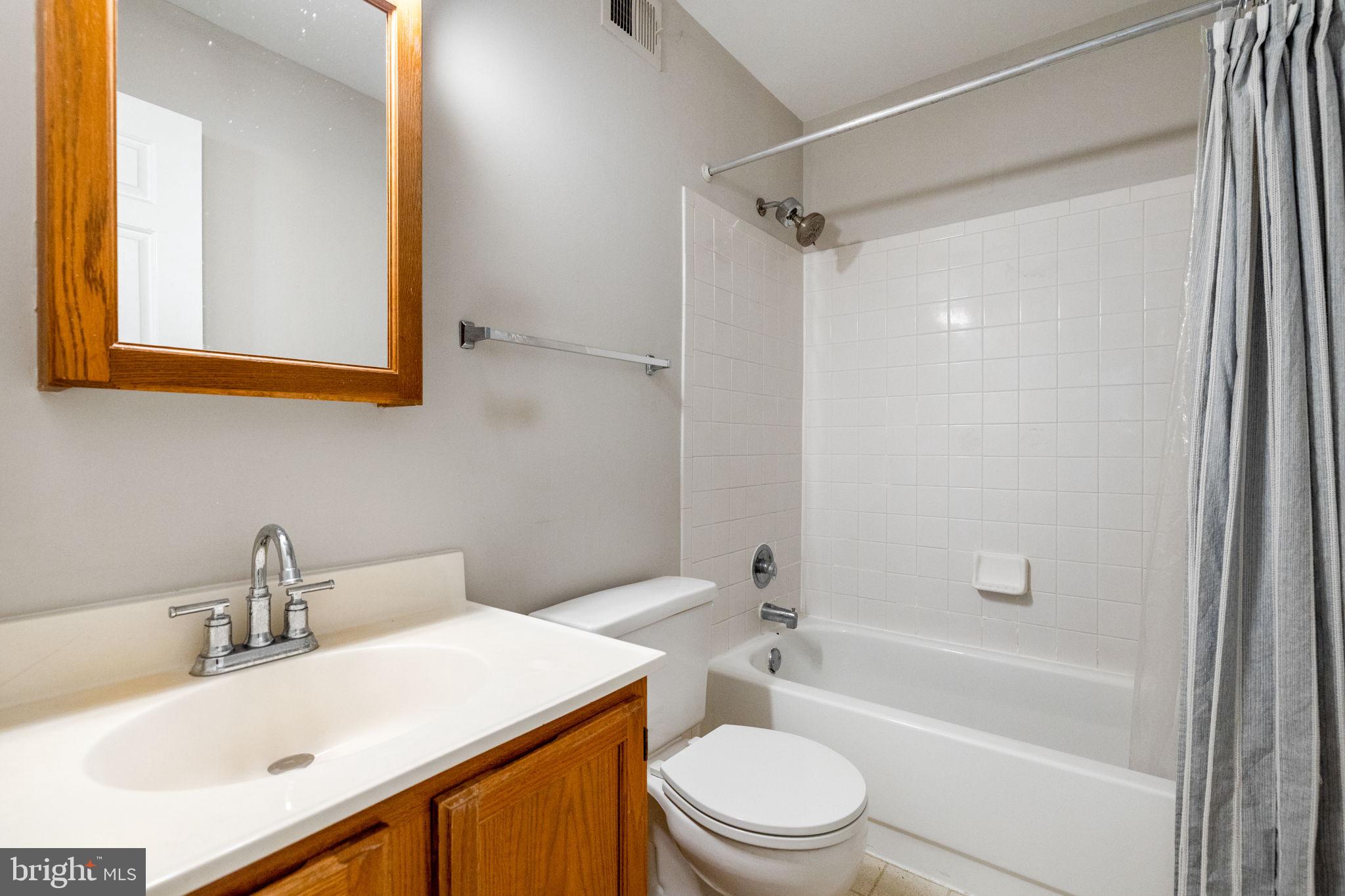 WOODLAND VILLAGE - Residential