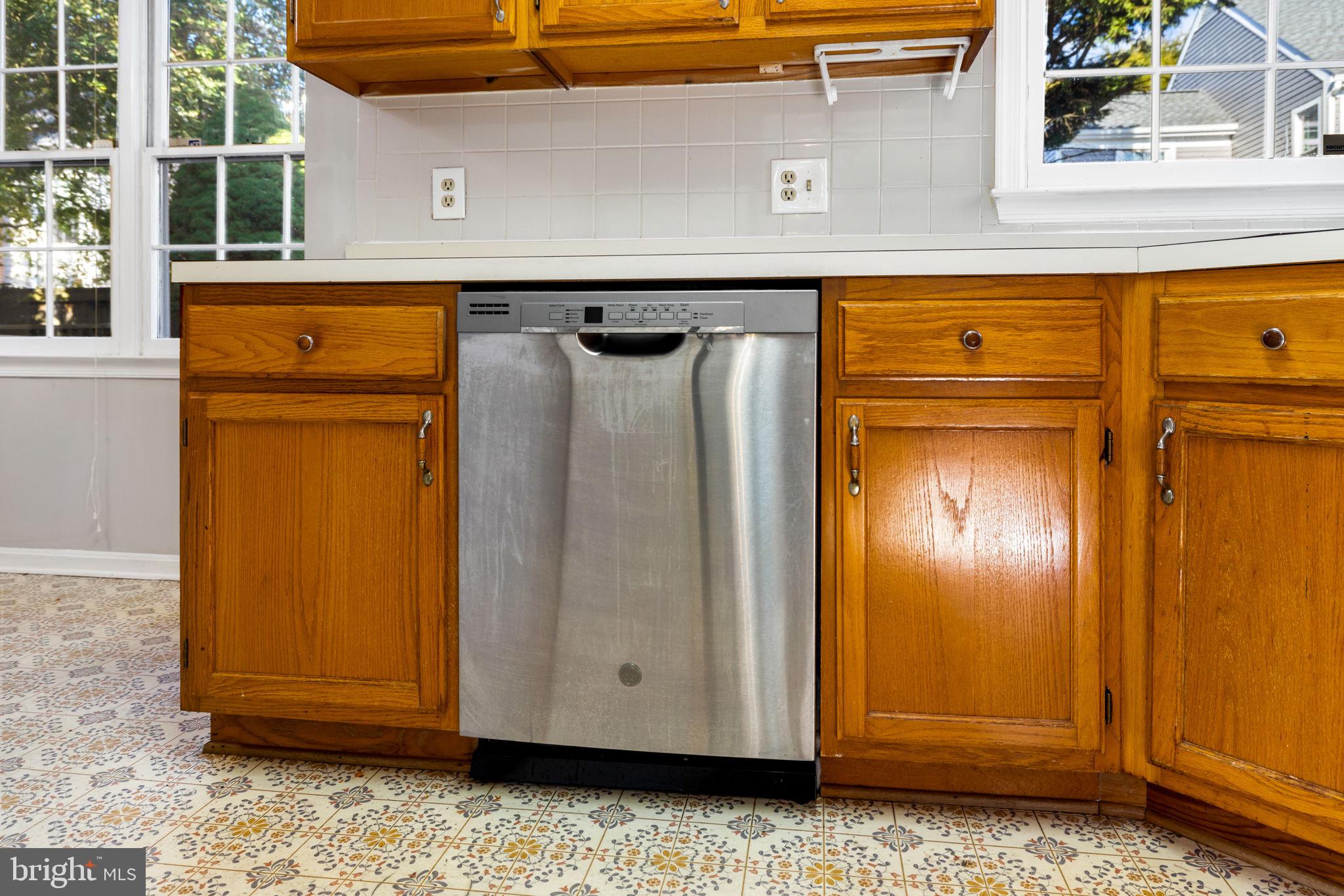 WOODLAND VILLAGE - Residential