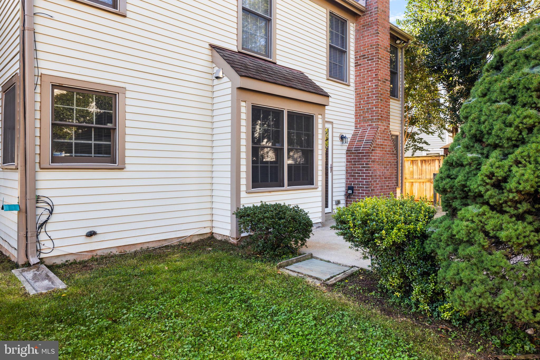 WOODLAND VILLAGE - Residential