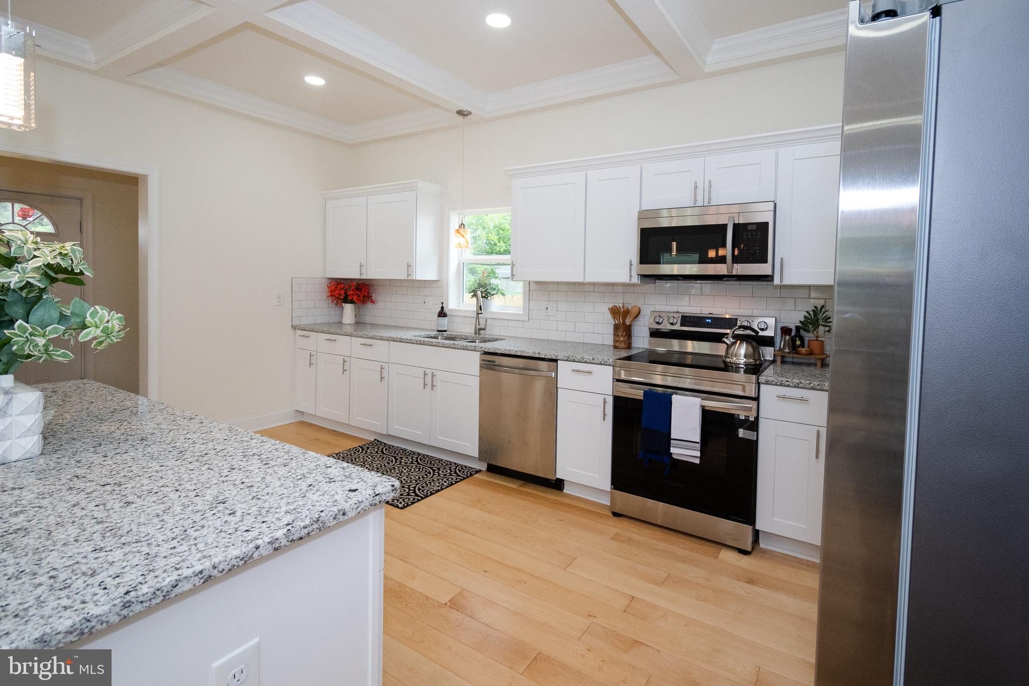 CHESTNUT HILLS - Residential