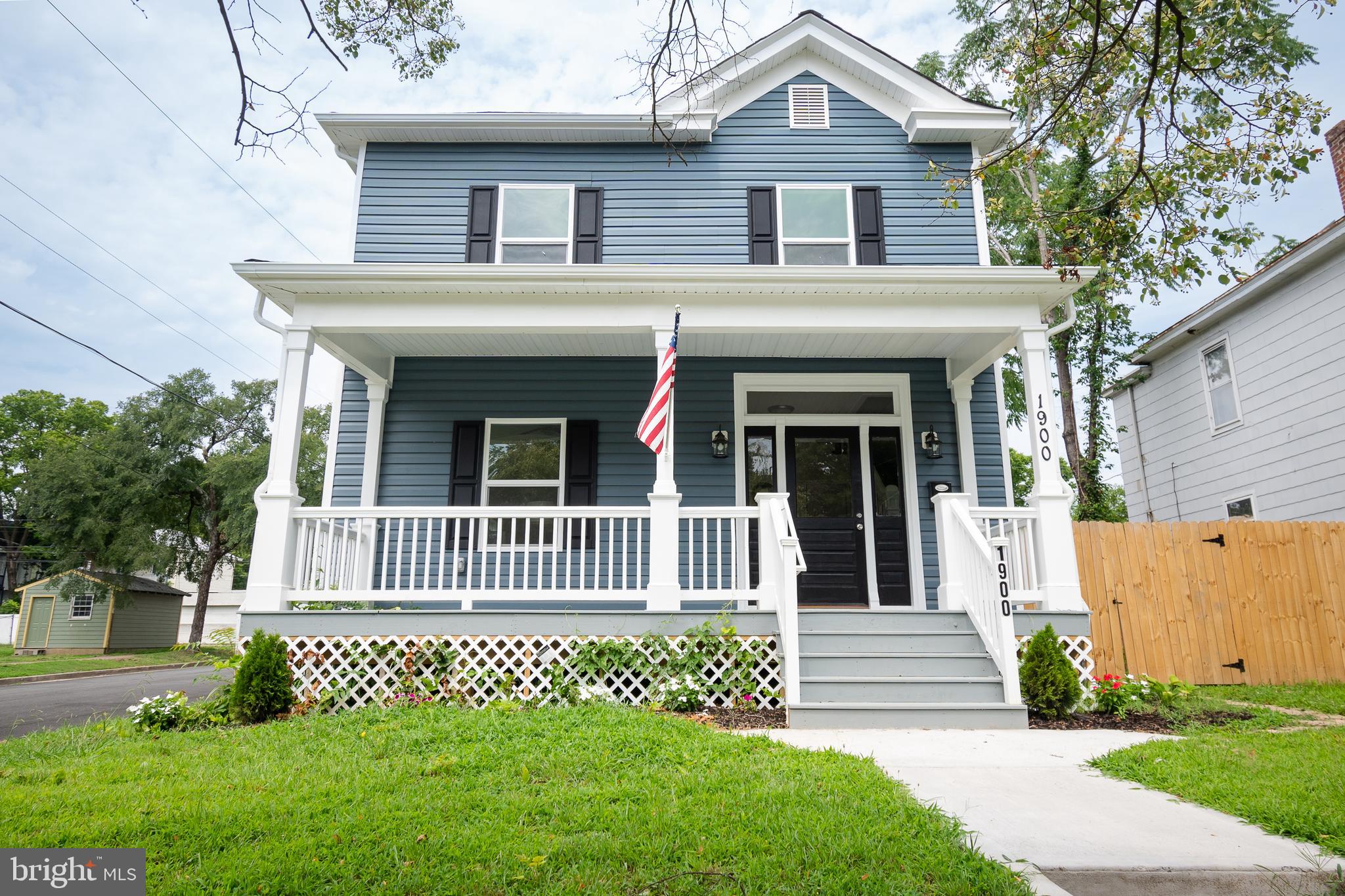 CHESTNUT HILLS - Residential