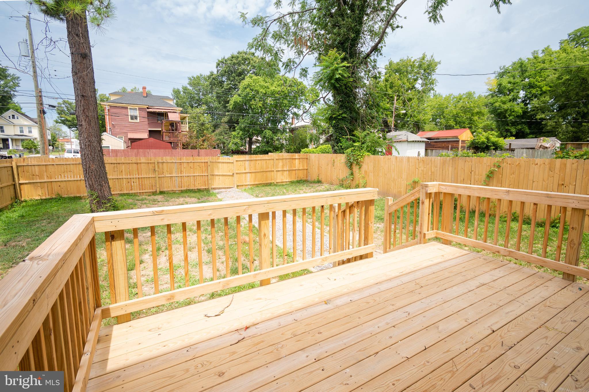 CHESTNUT HILLS - Residential