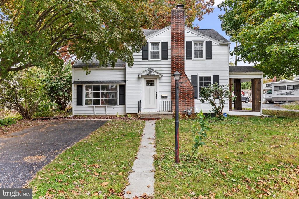 Photo of 814 Rex Avenue, LEBANON, PA 17042 (MLS # PALN2023448)
