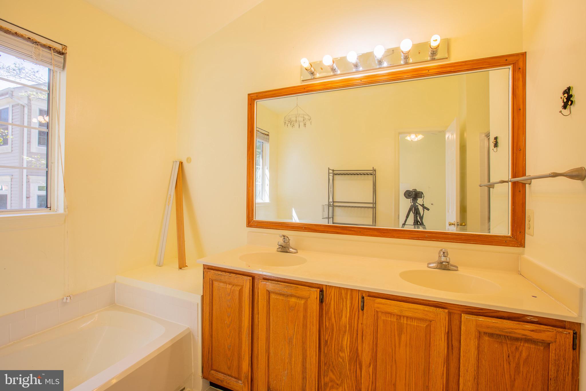 GERMANTOWN - Residential Lease