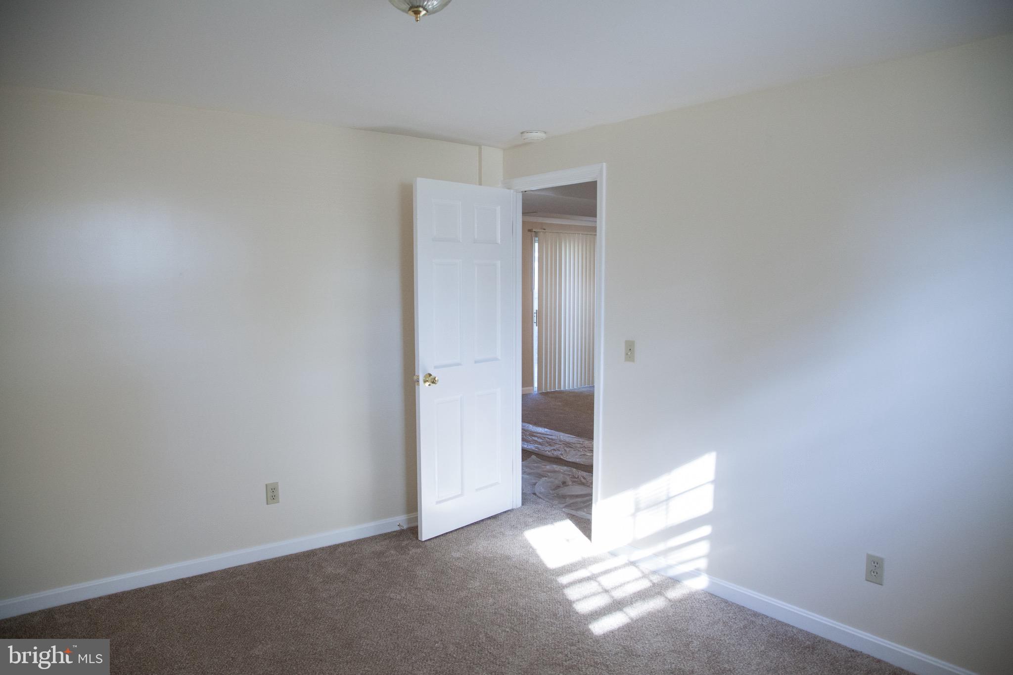 SPOTSWOOD ESTATES - Residential Lease