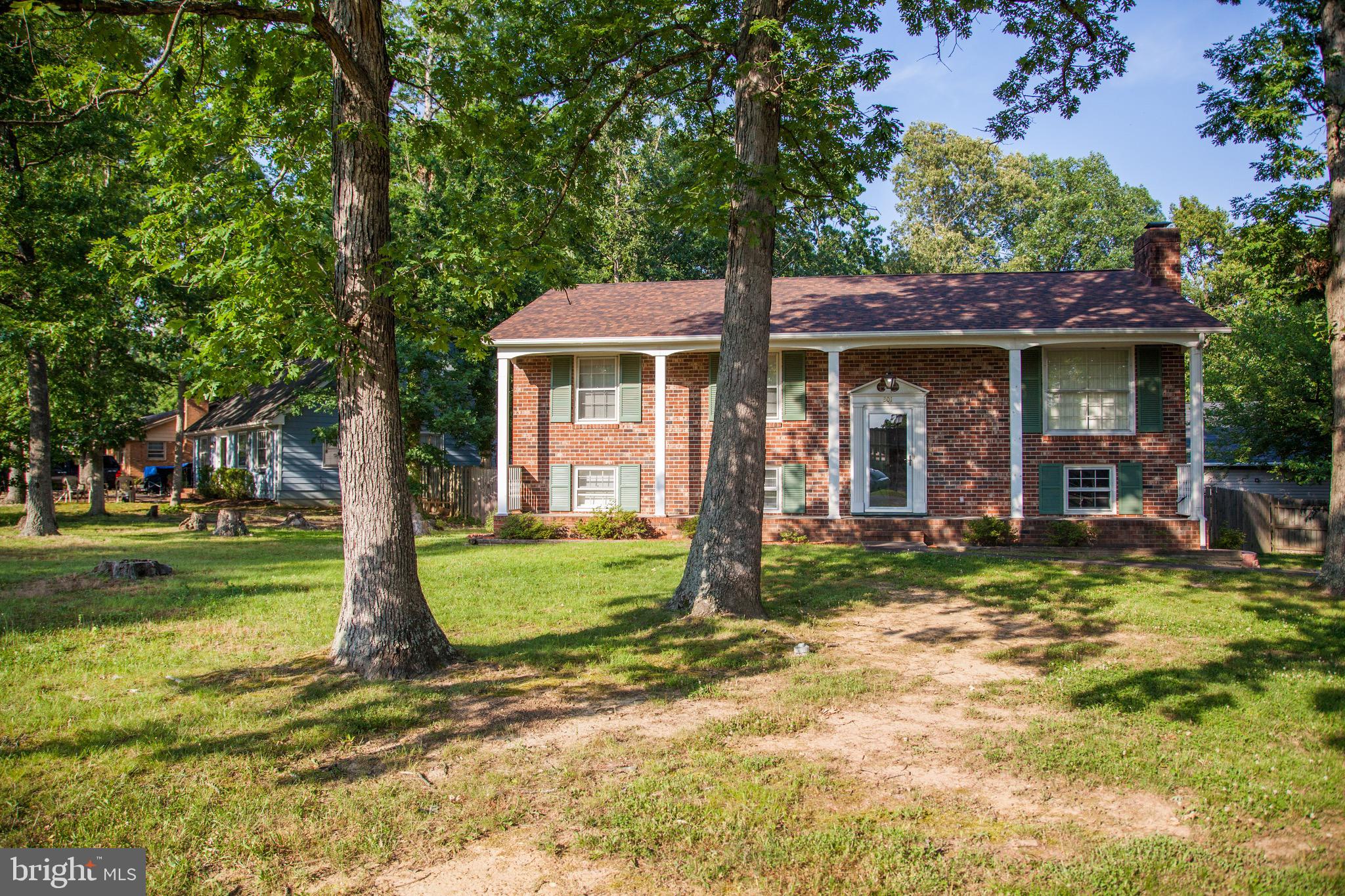 SPOTSWOOD ESTATES - Residential Lease