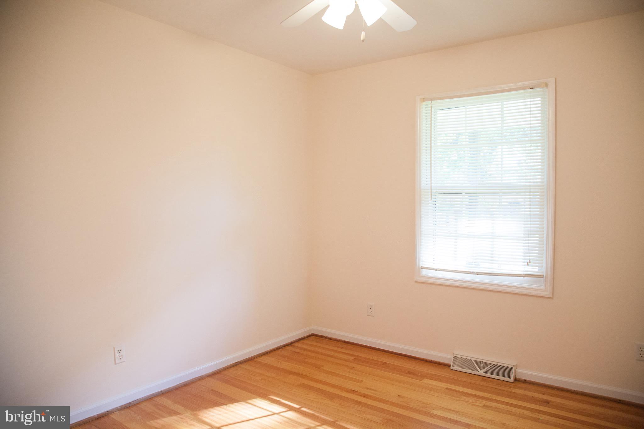 SPOTSWOOD ESTATES - Residential Lease