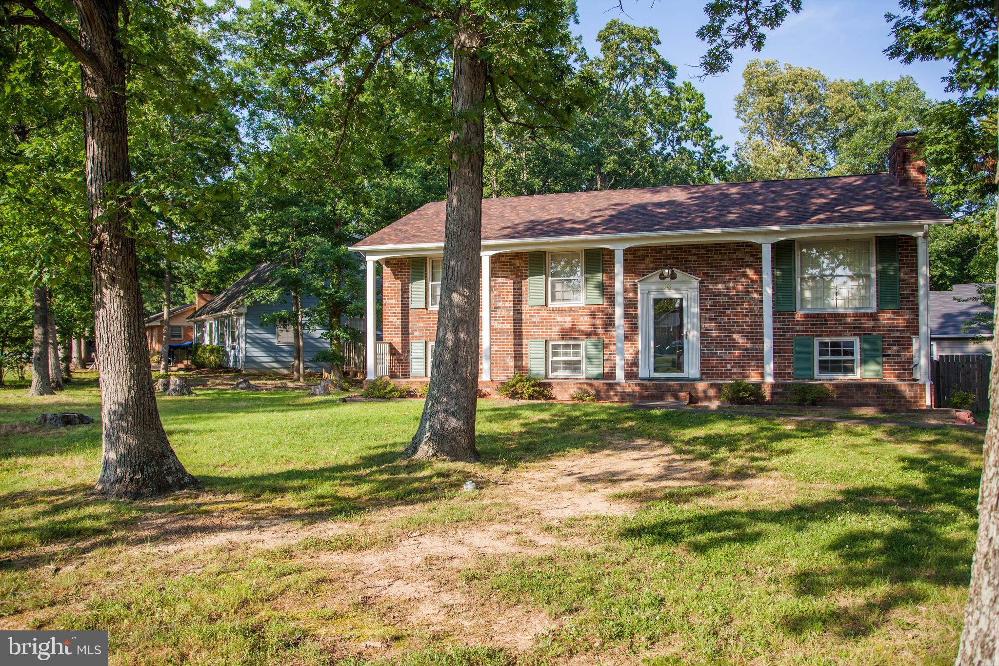 SPOTSWOOD ESTATES - Residential Lease