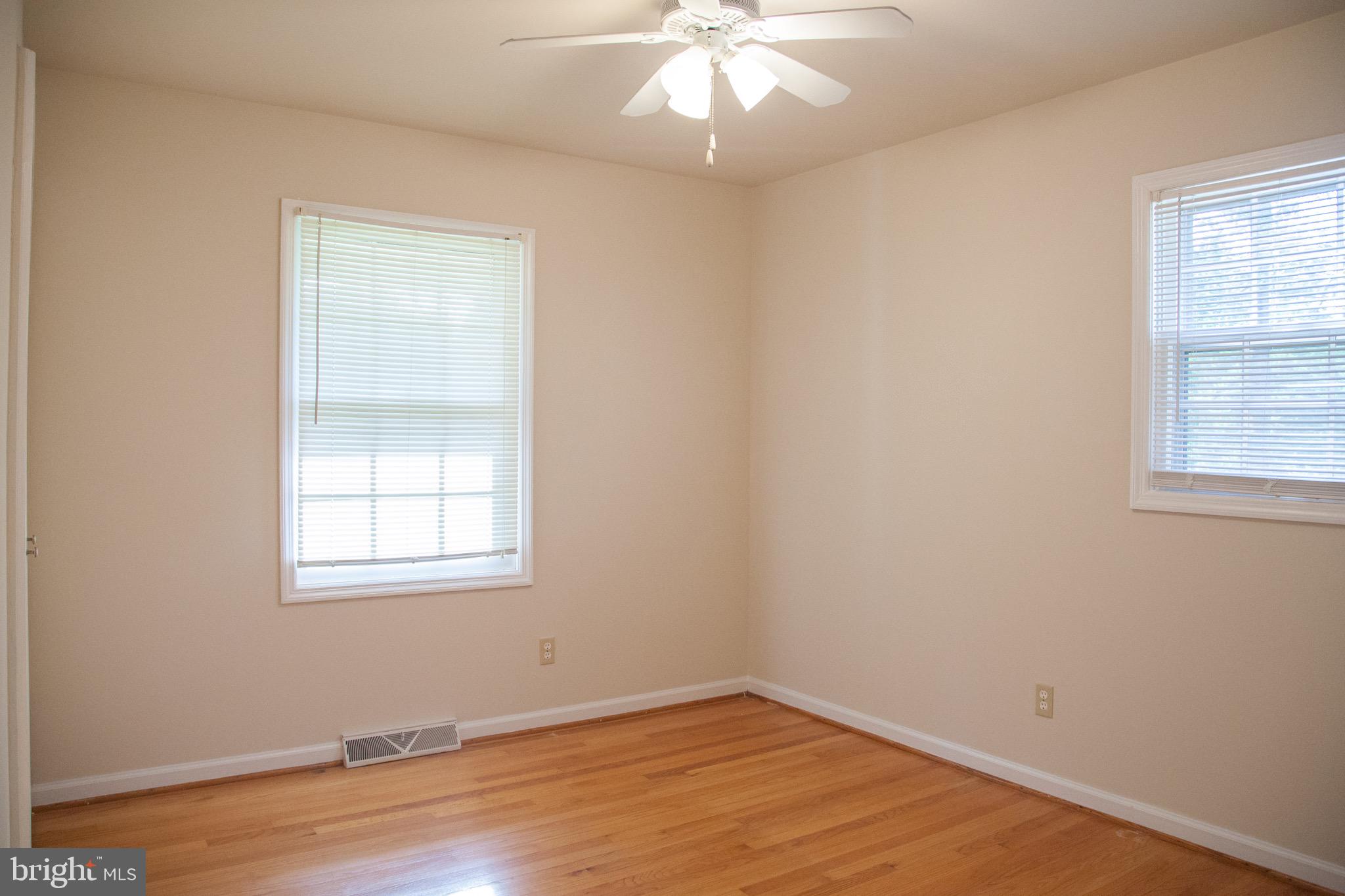 SPOTSWOOD ESTATES - Residential Lease