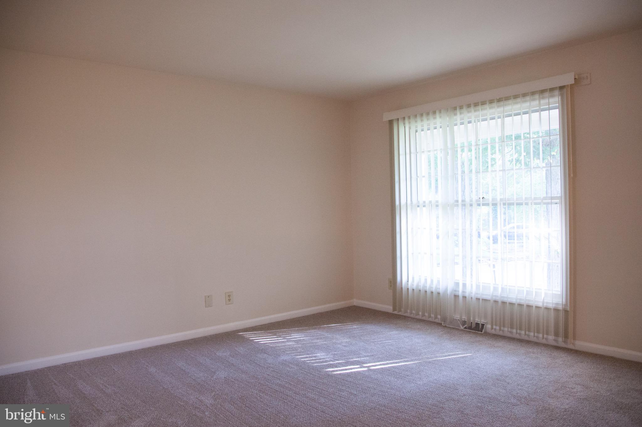 SPOTSWOOD ESTATES - Residential Lease