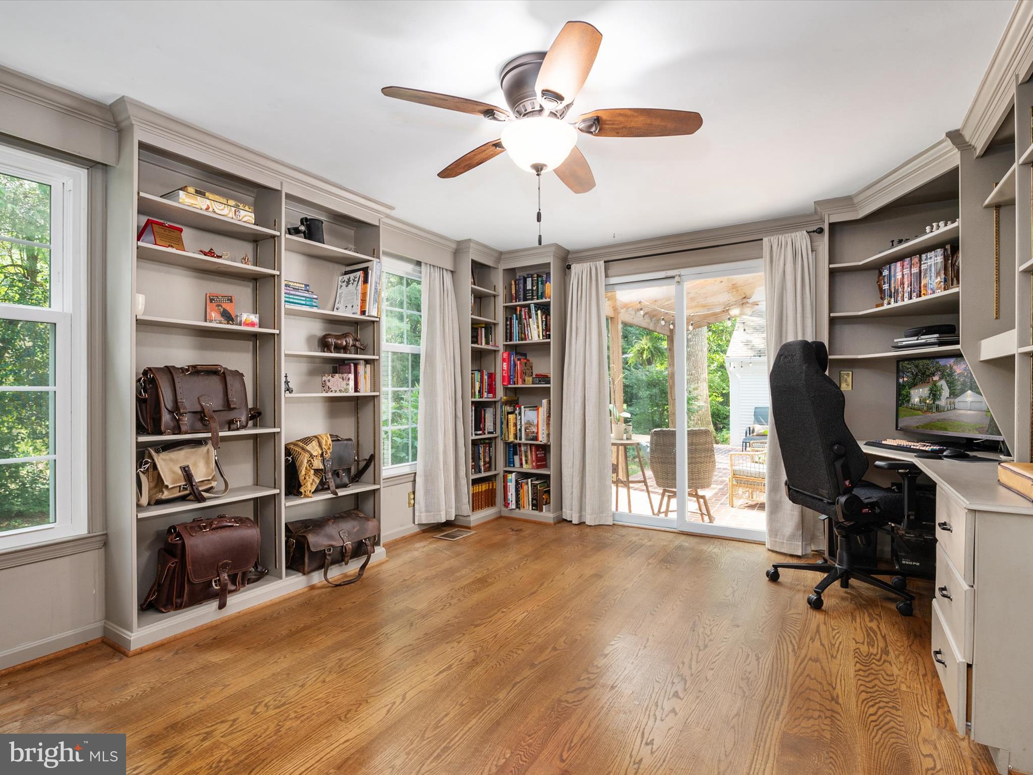 FAIR OAKS ON THE MAGOTHY - Residential