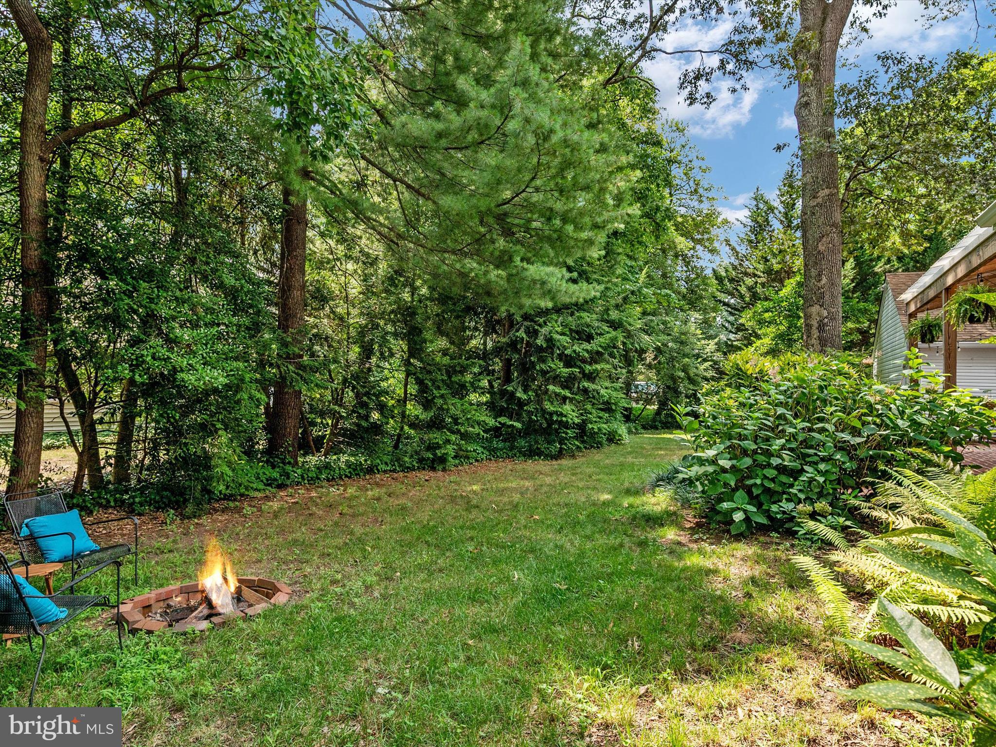 FAIR OAKS ON THE MAGOTHY - Residential