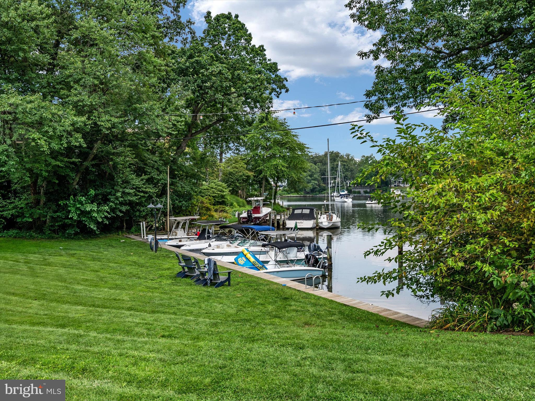 FAIR OAKS ON THE MAGOTHY - Residential