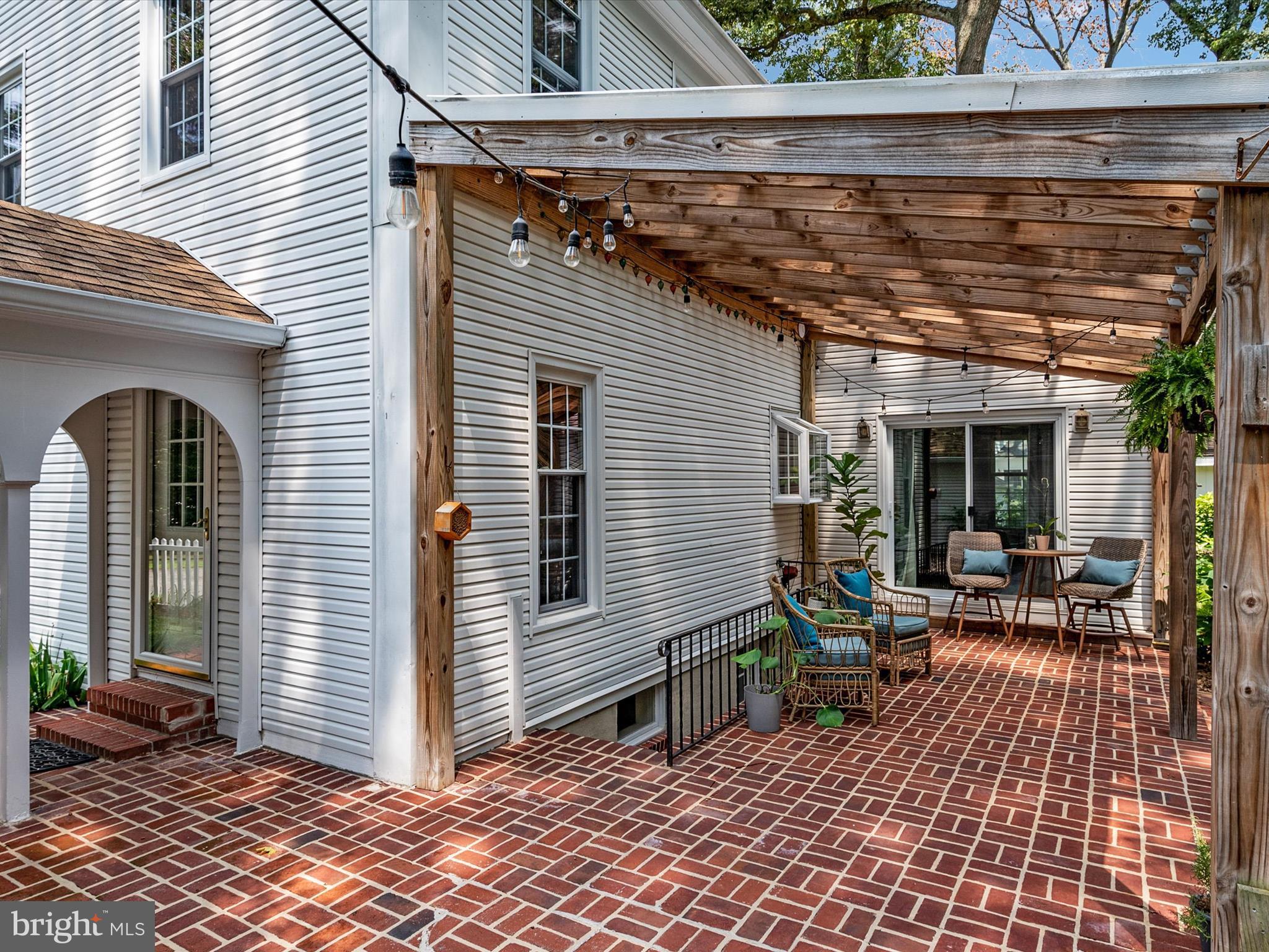 FAIR OAKS ON THE MAGOTHY - Residential